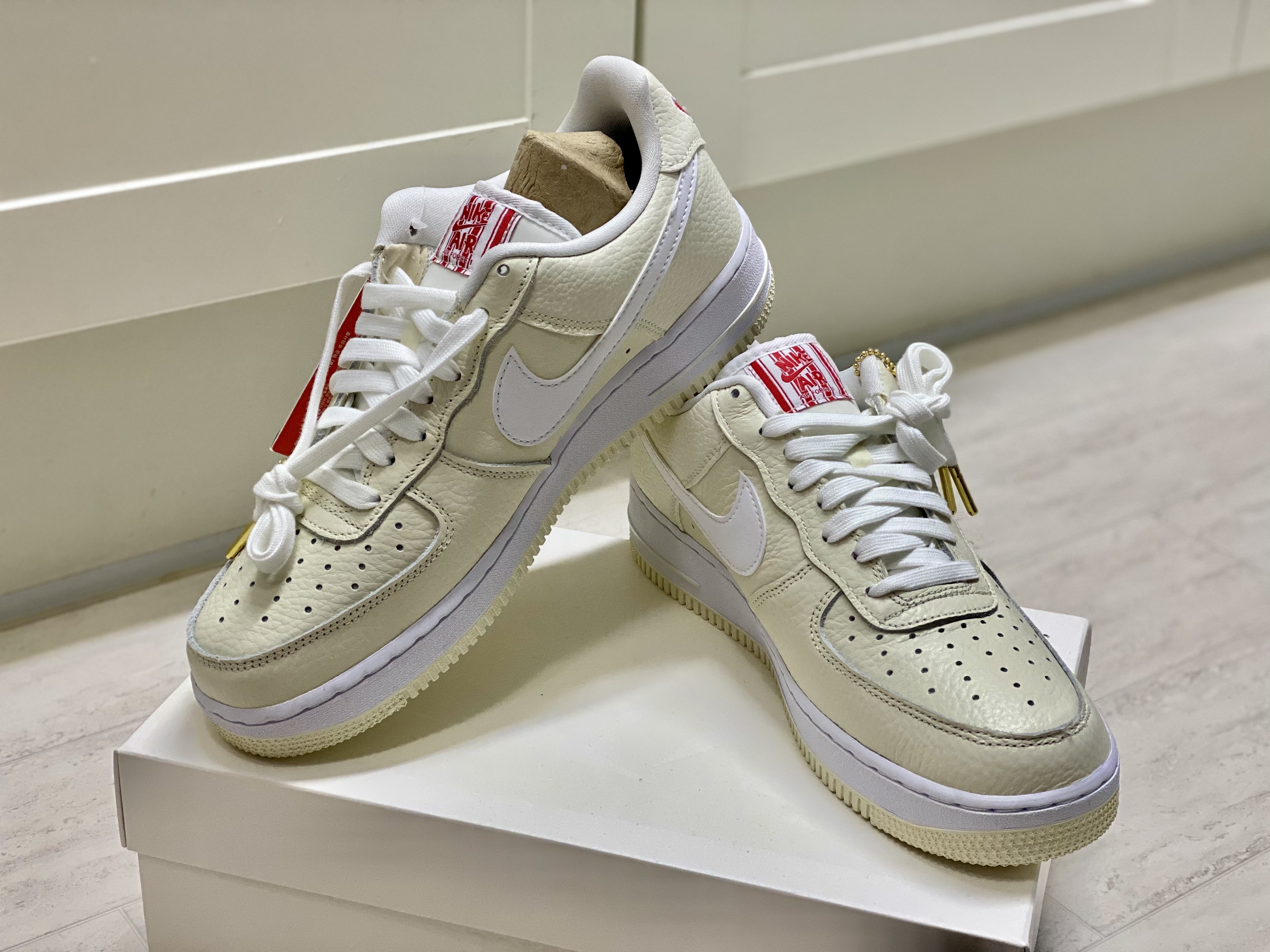 Nike Air Force 1 '07 PRM Popcorn 착용 스타일 - 1