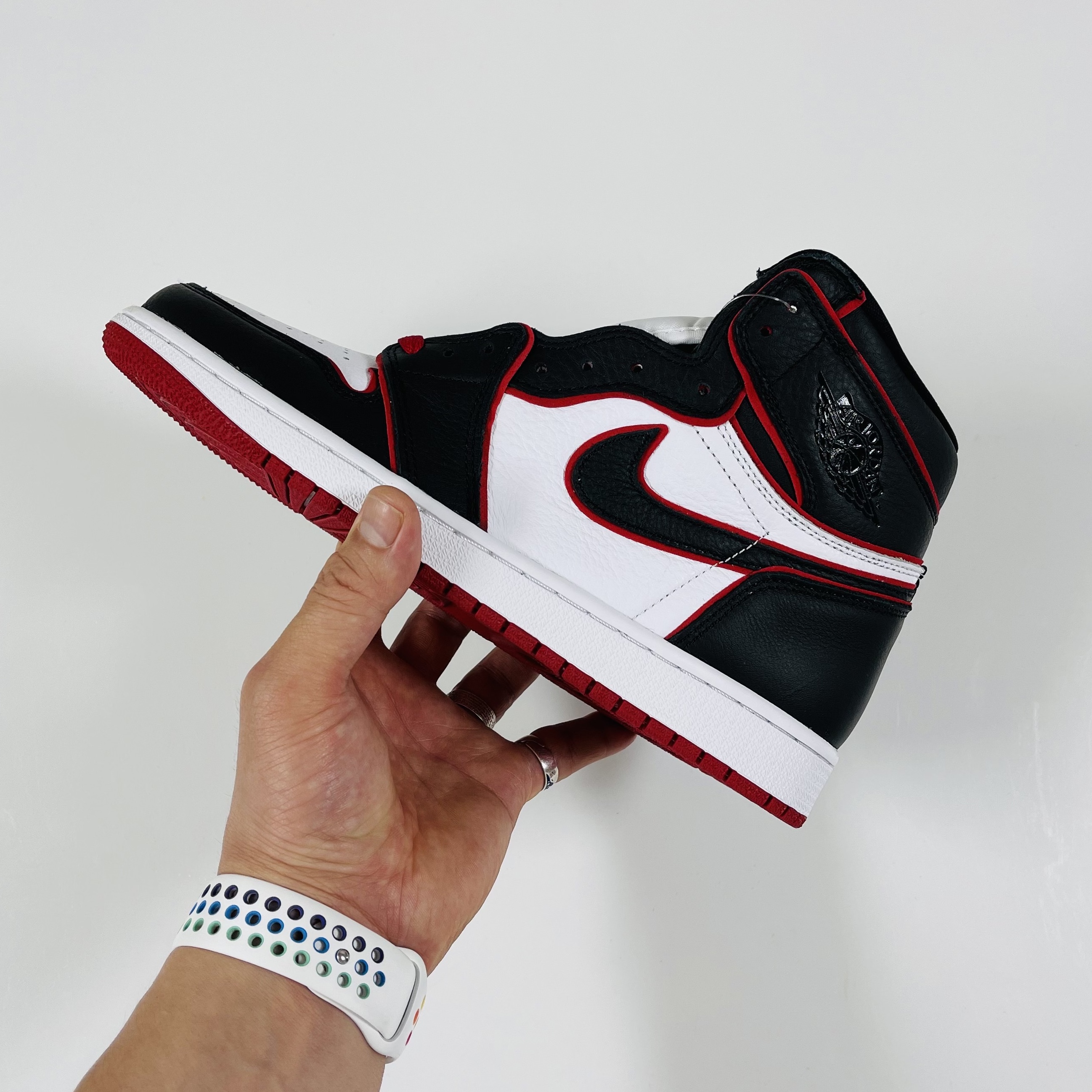 Jordan 1 Retro High OG Bloodline 착용 스타일 - 1