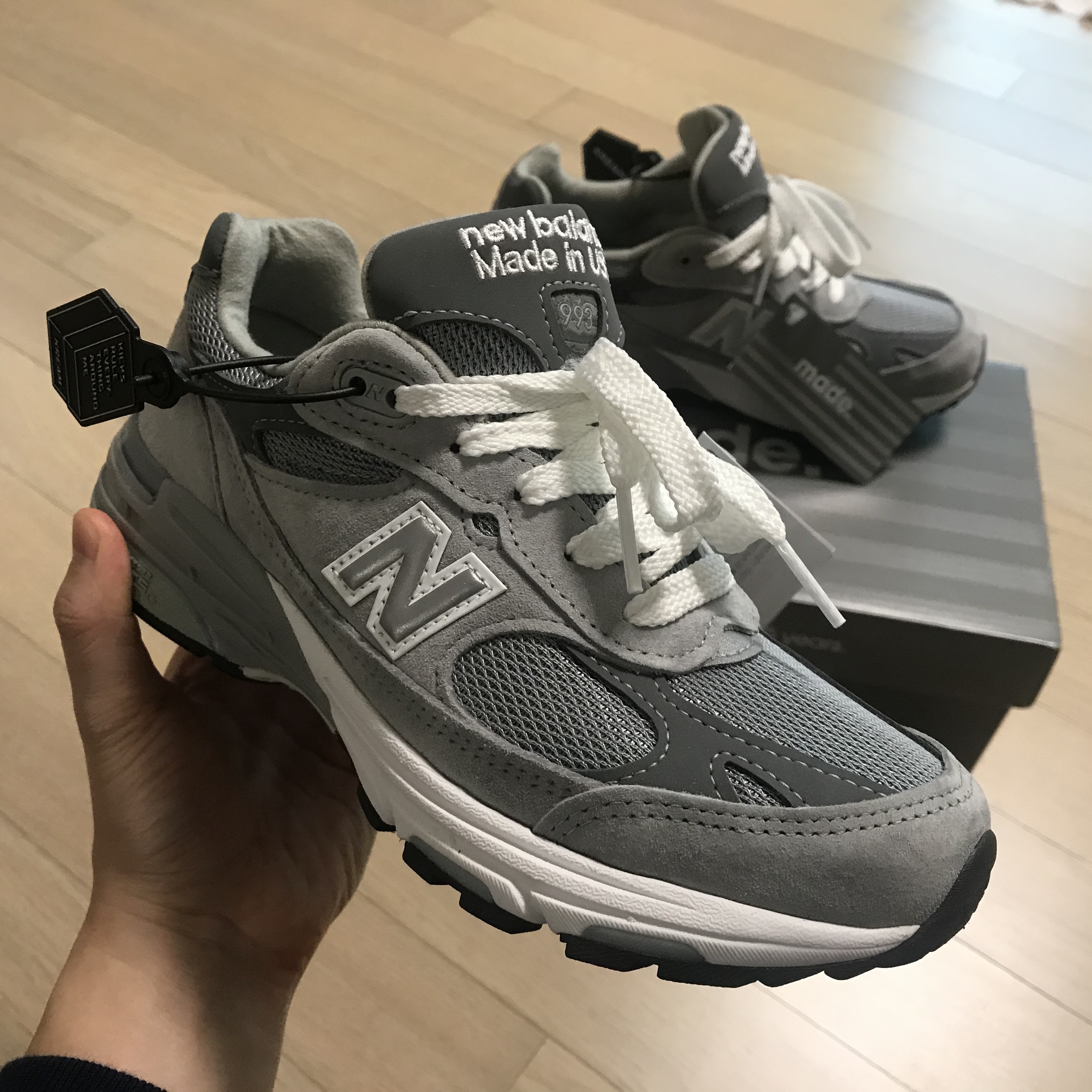 New Balance 993 Made in USA Grey - D Standard 착용 스타일