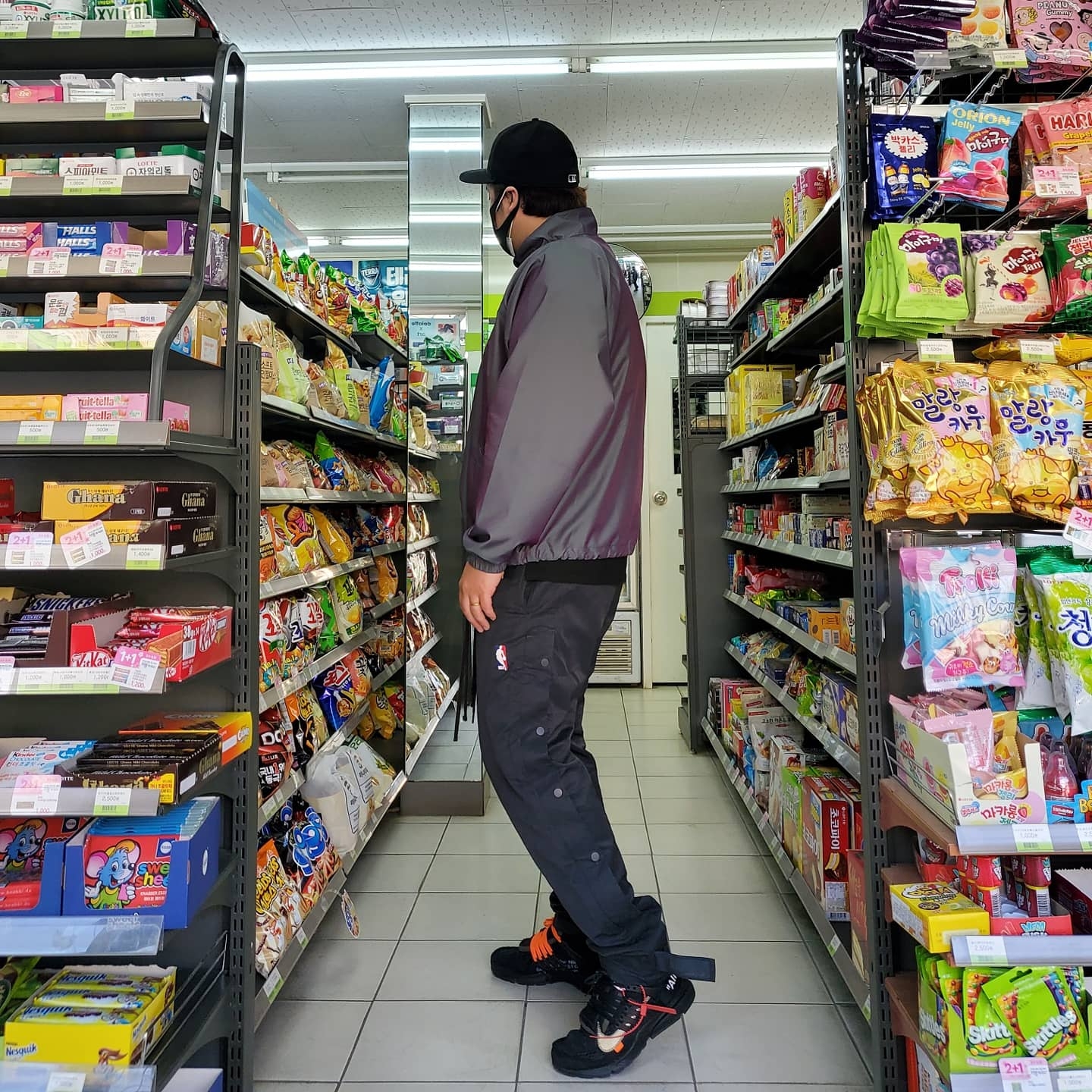 Nike x Off-White Air Presto Black, Nike x Fear of God Warm Up Pants Off Noir 착용 스타일 - 5