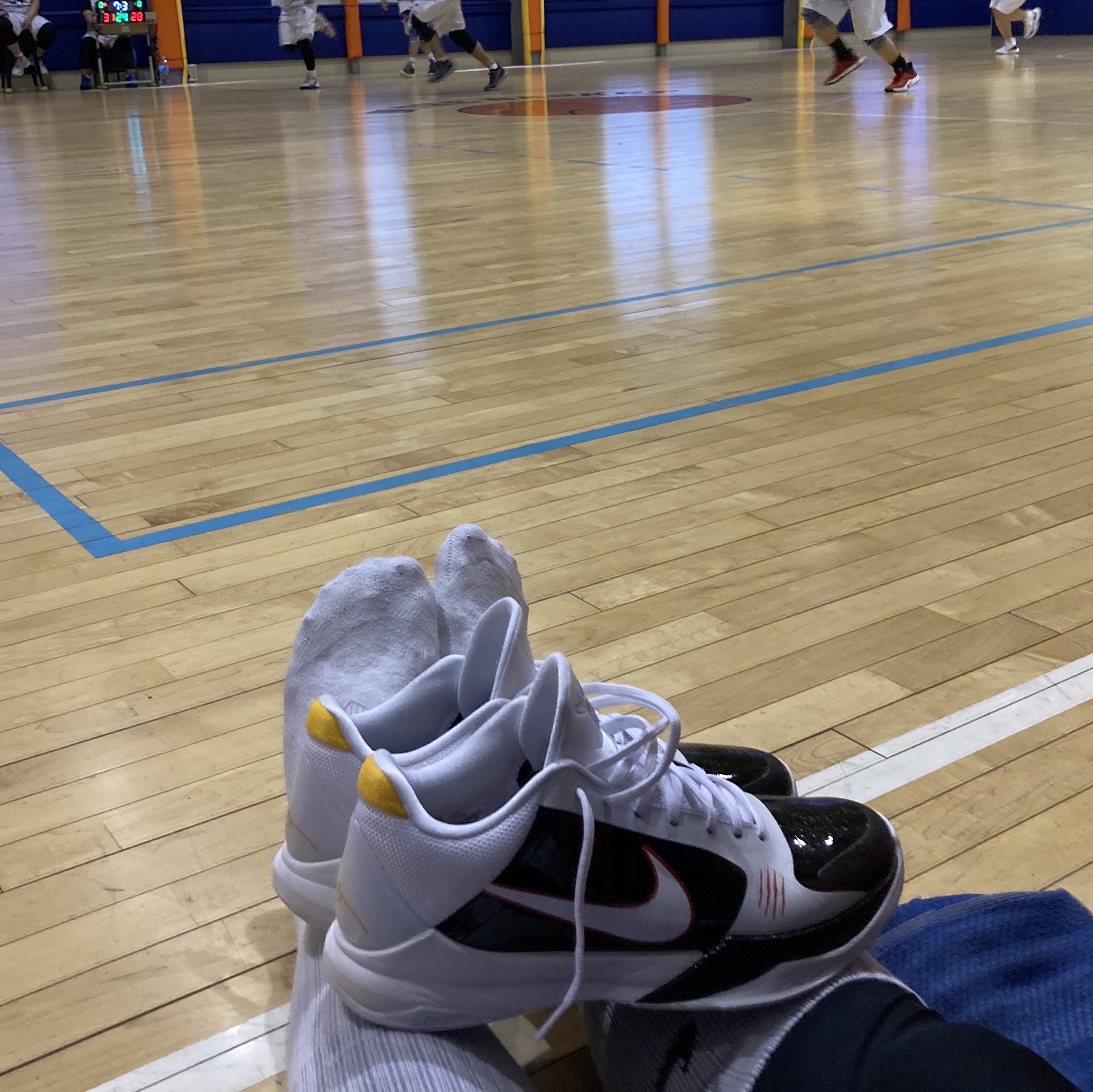 Nike Kobe 5 Protro Alternate Bruce Lee 착용 스타일