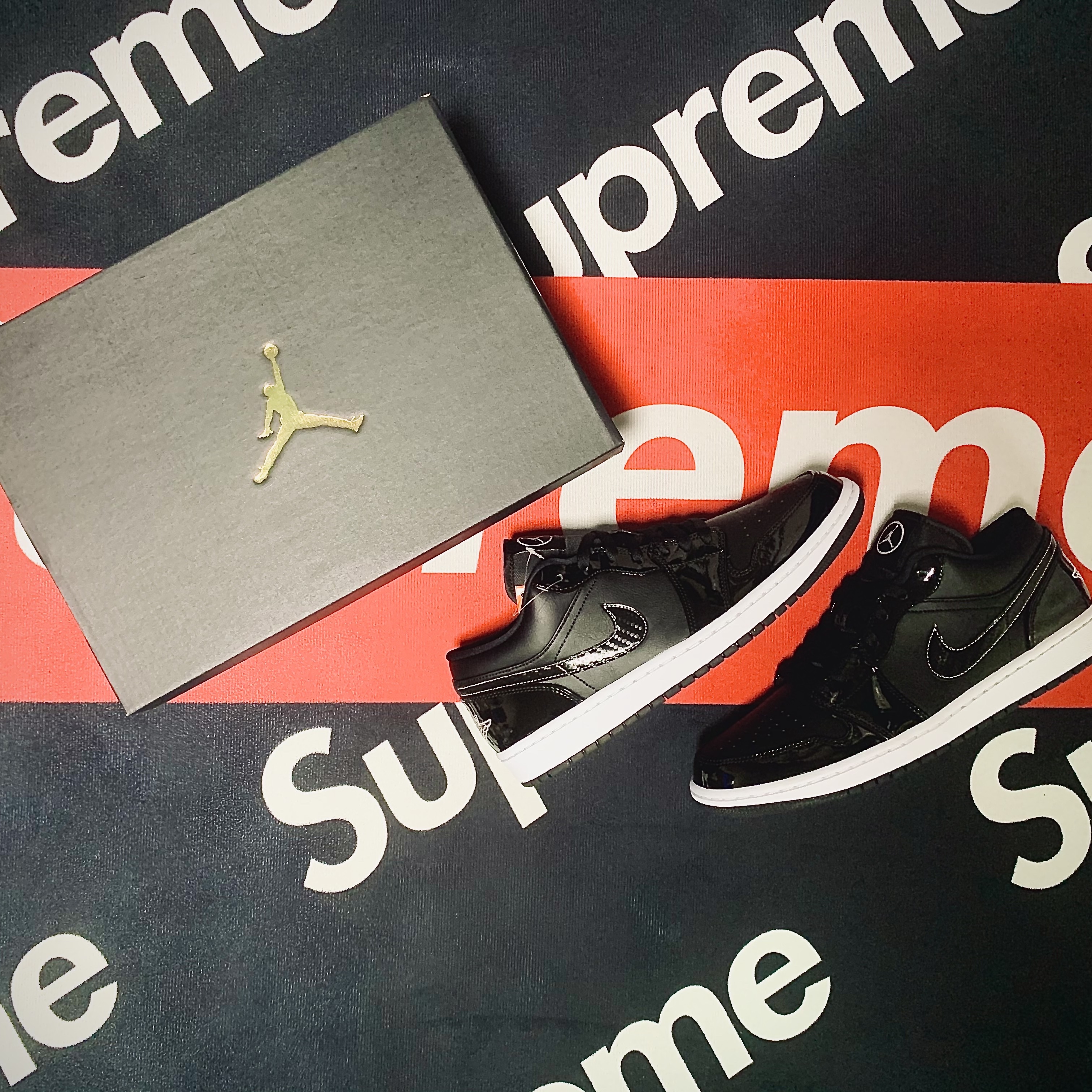 Jordan 1 Low SE ASW Black 착용 스타일 - 2