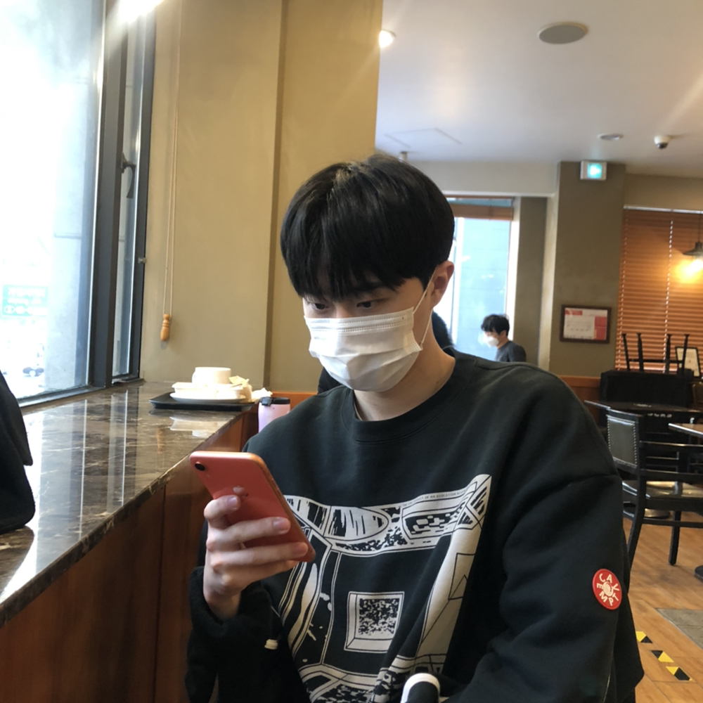 KREAM 프로필 이미지