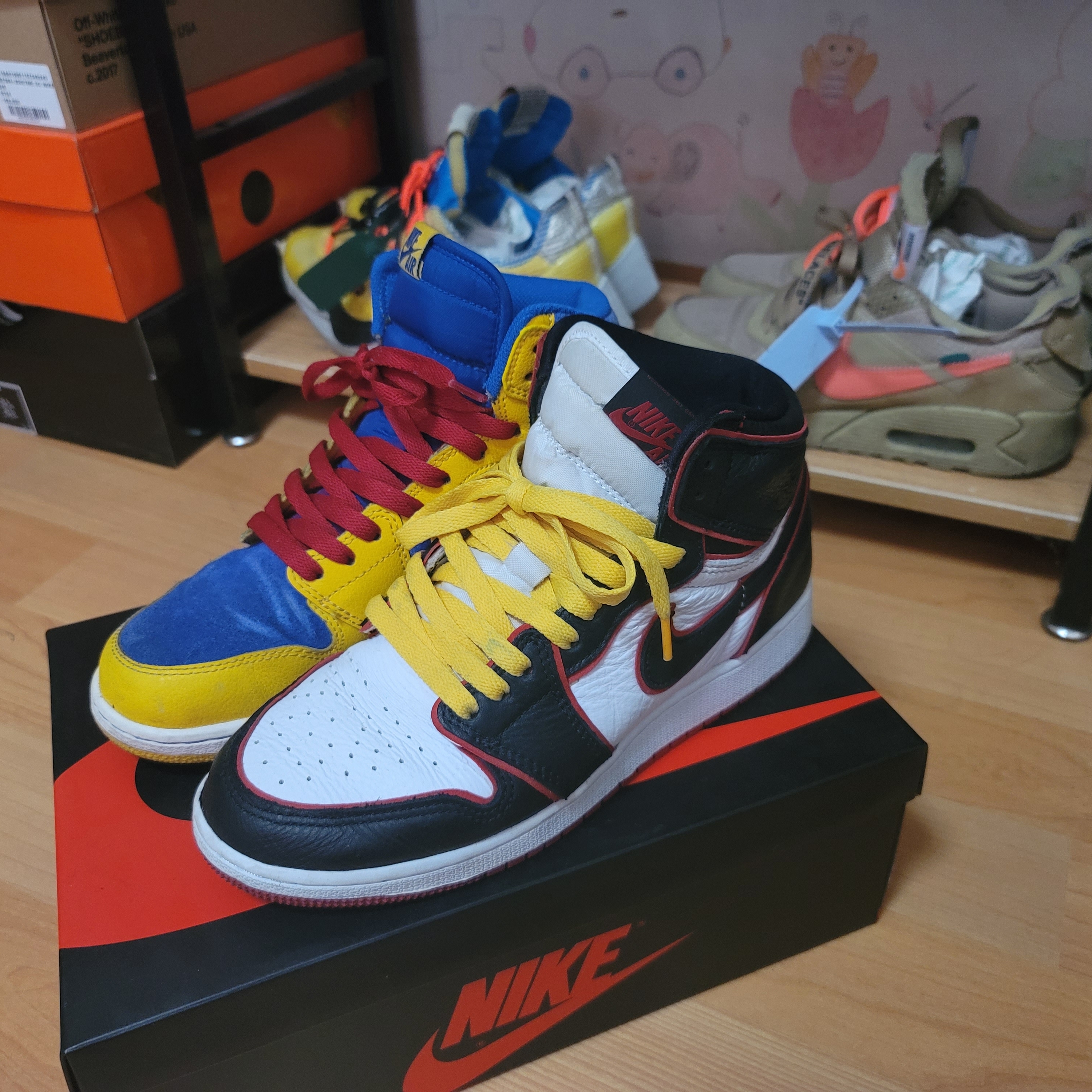 Jordan 1 Retro High OG Laney, (GS) Jordan 1 Retro Royal 2017 착용 스타일 - 4