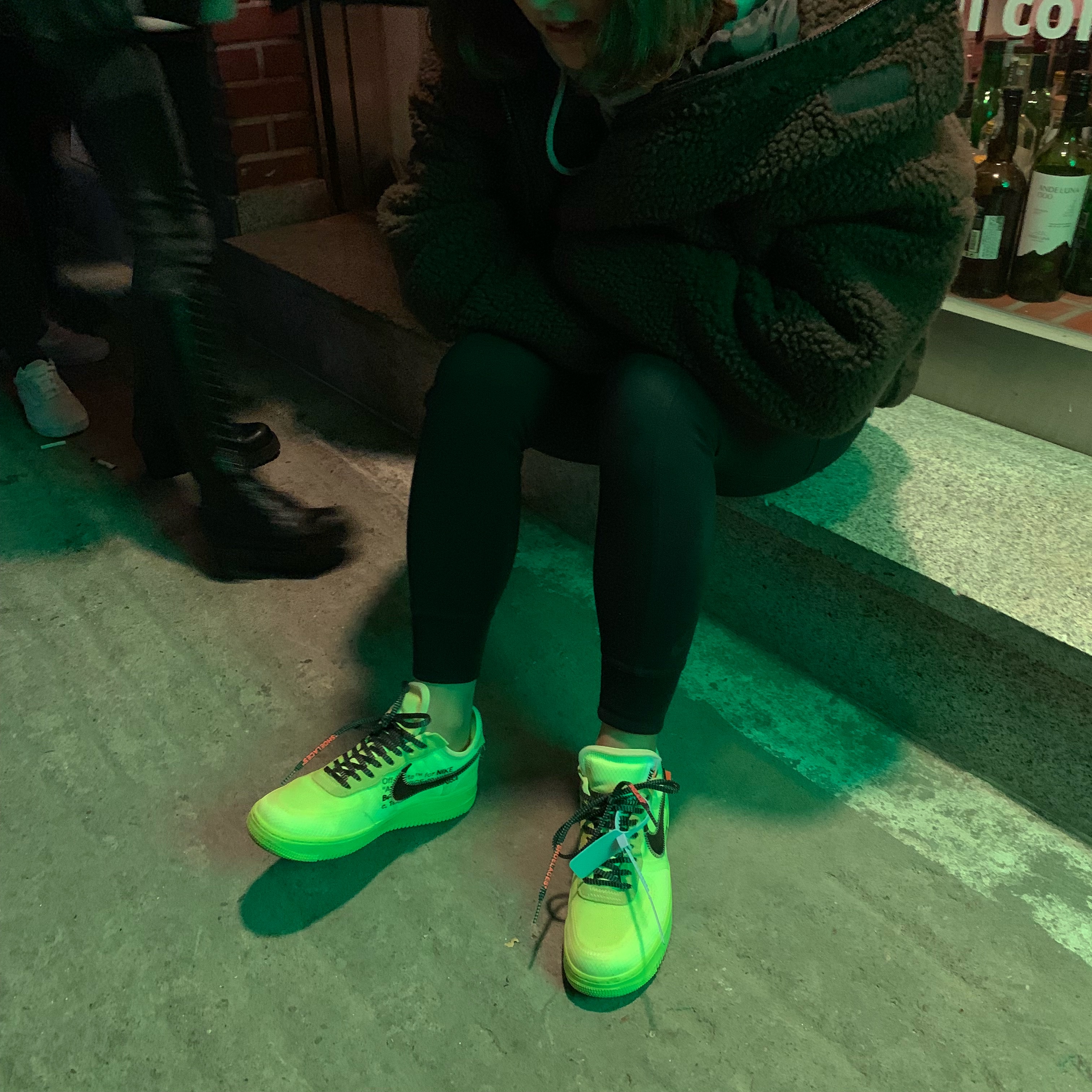Nike x Off-White Air Force 1 Low Volt 착용 스타일