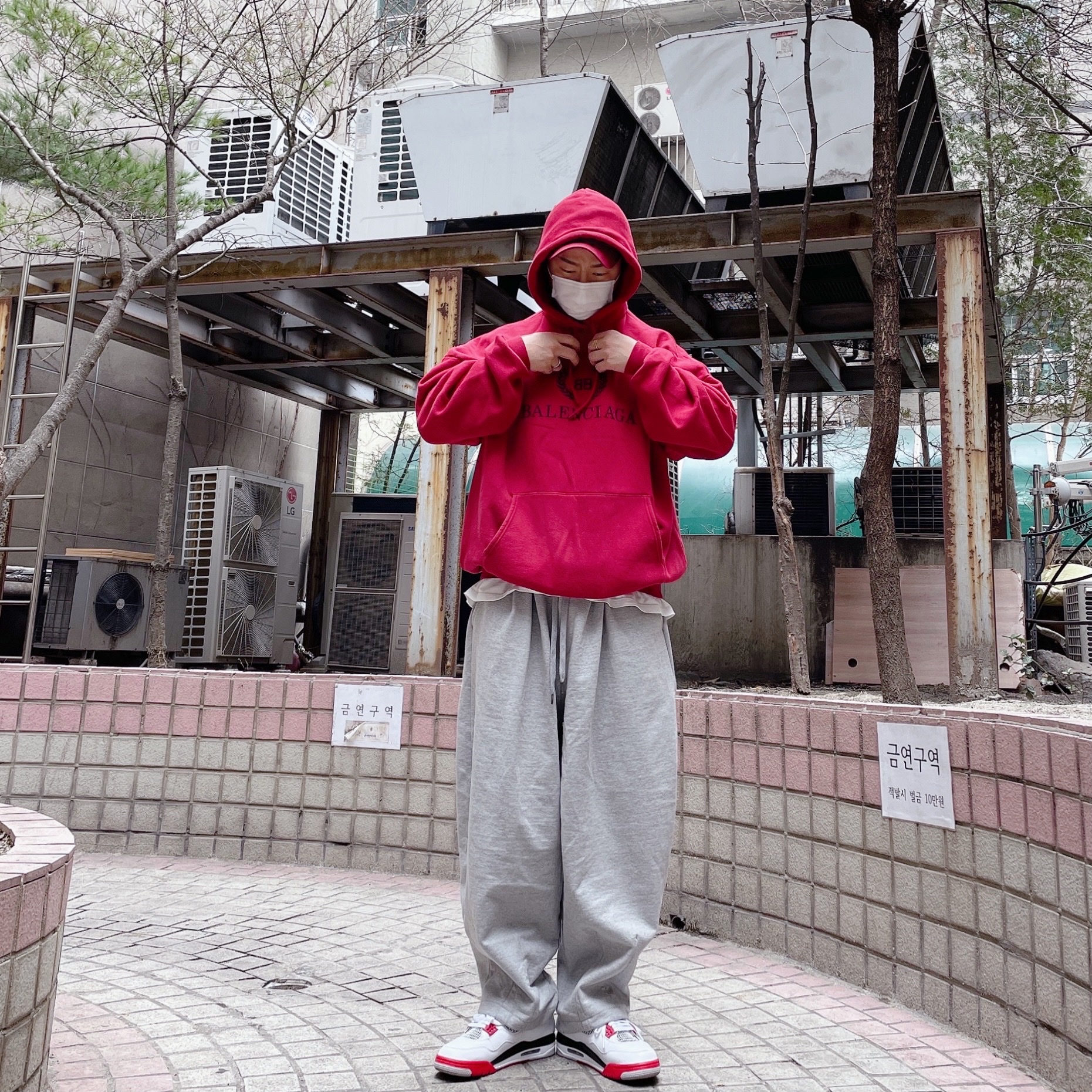 Jordan 4 Retro OG Fire Red 2020 착용 스타일