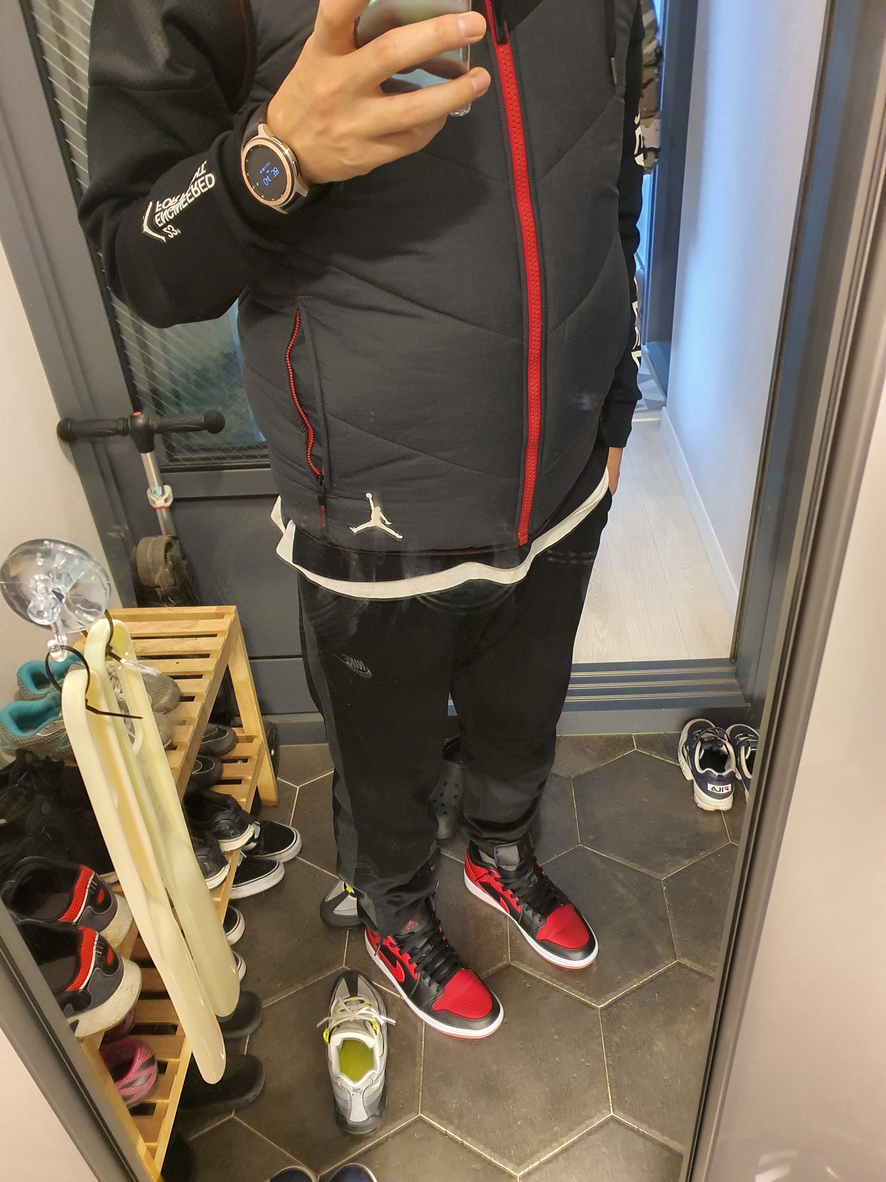 Jordan 1 Mid Bred Banned 2020 착용 스타일