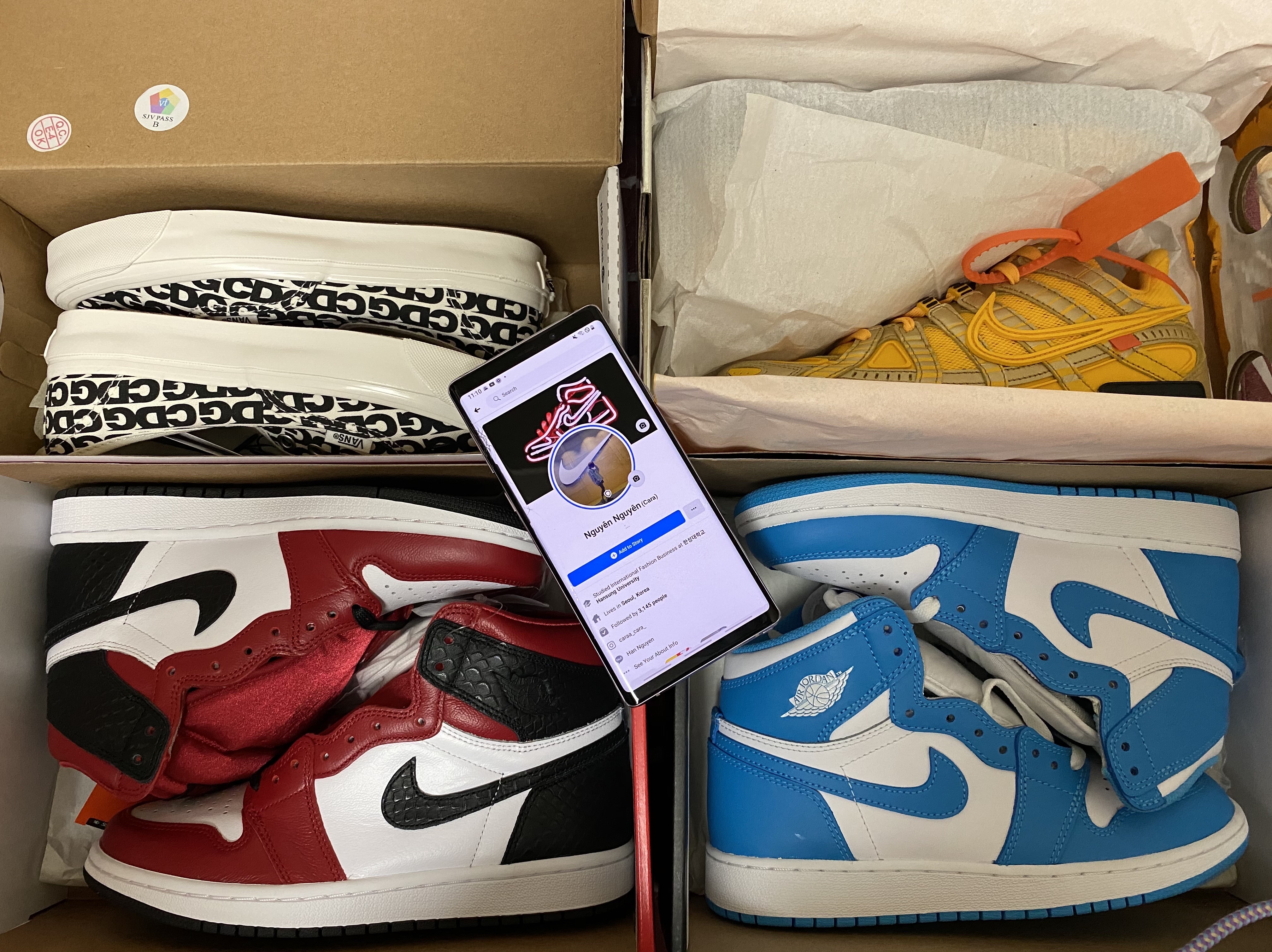 (GS) Jordan 1 Retro UNC, (W) Jordan 1 Retro High Satin Red 착용 스타일