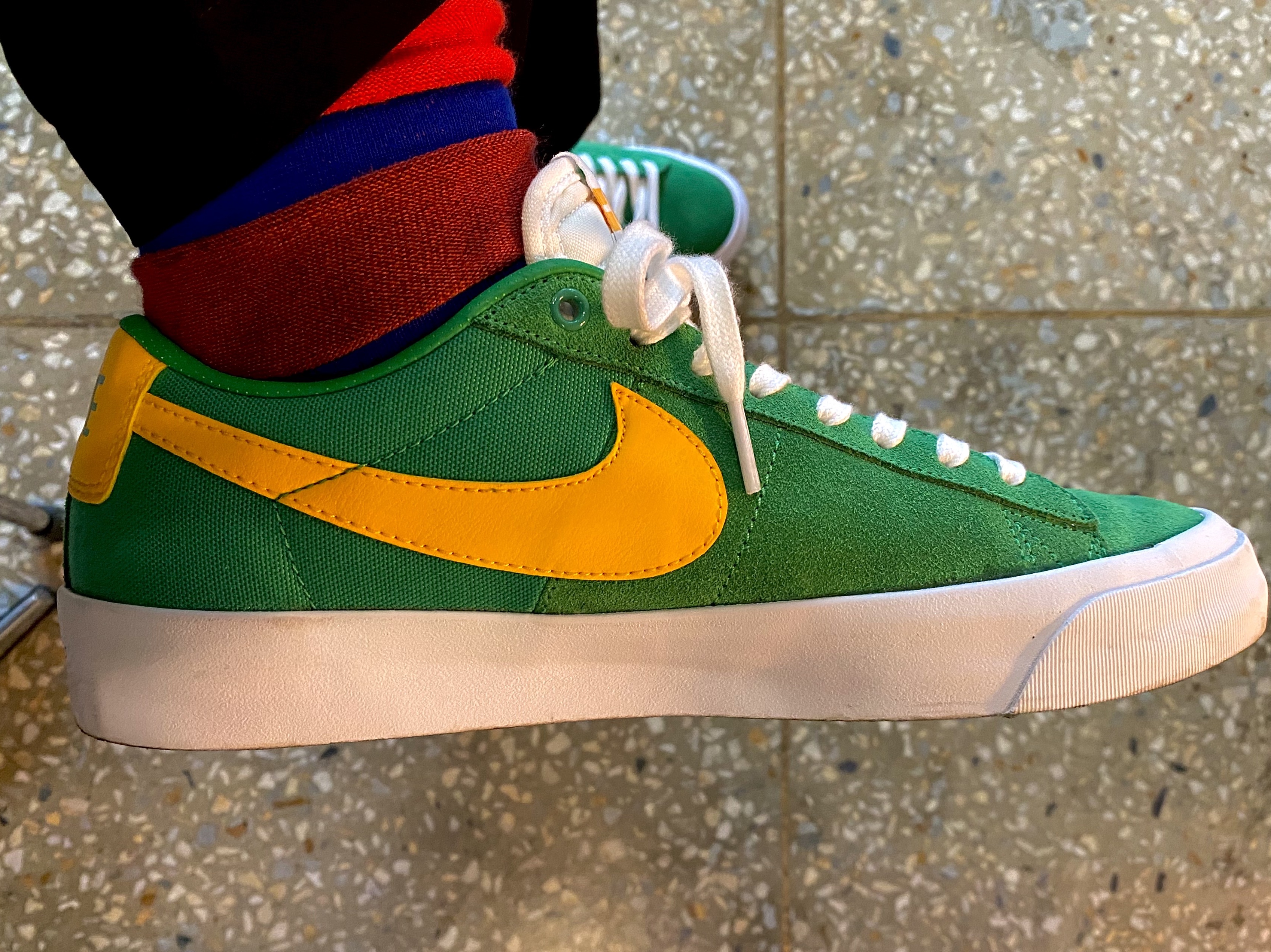 Nike SB Zoom Blazer Low Pro GT Lucky Green 착용 스타일