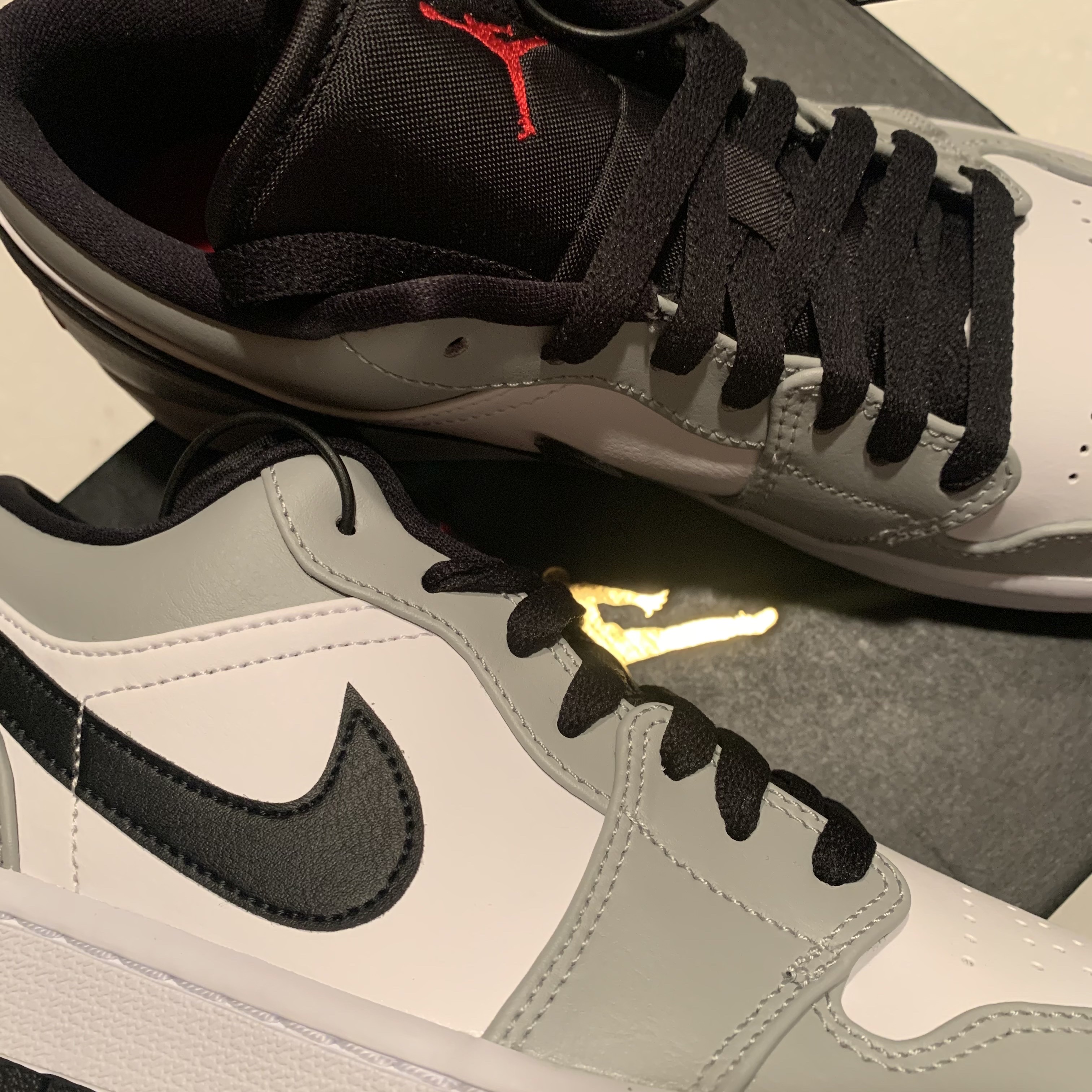 Jordan 1 Low Light Smoke Grey 착용 스타일 - 2