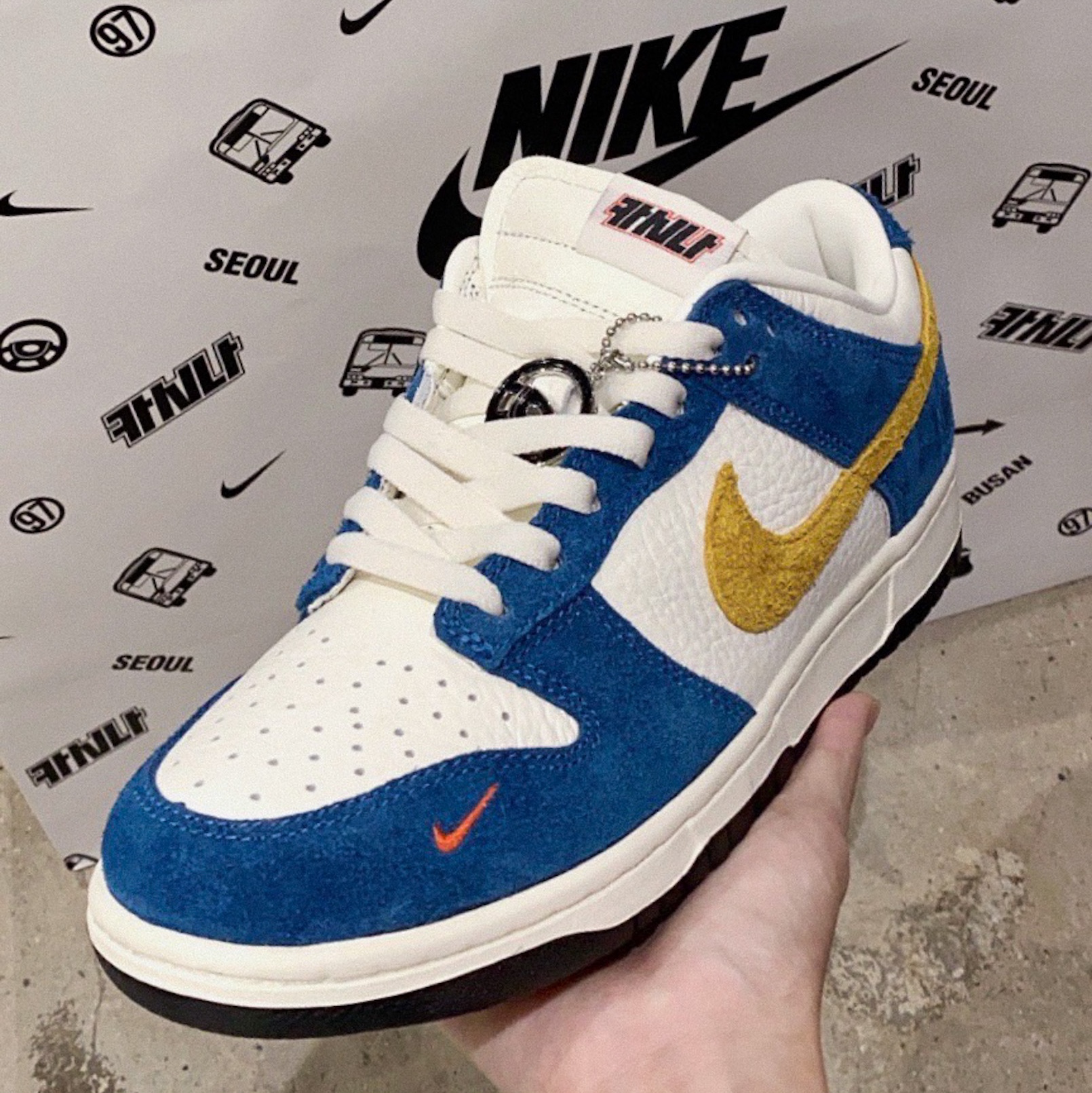 Nike x Kasina Dunk Low 80's Bus 착용 스타일 - 1