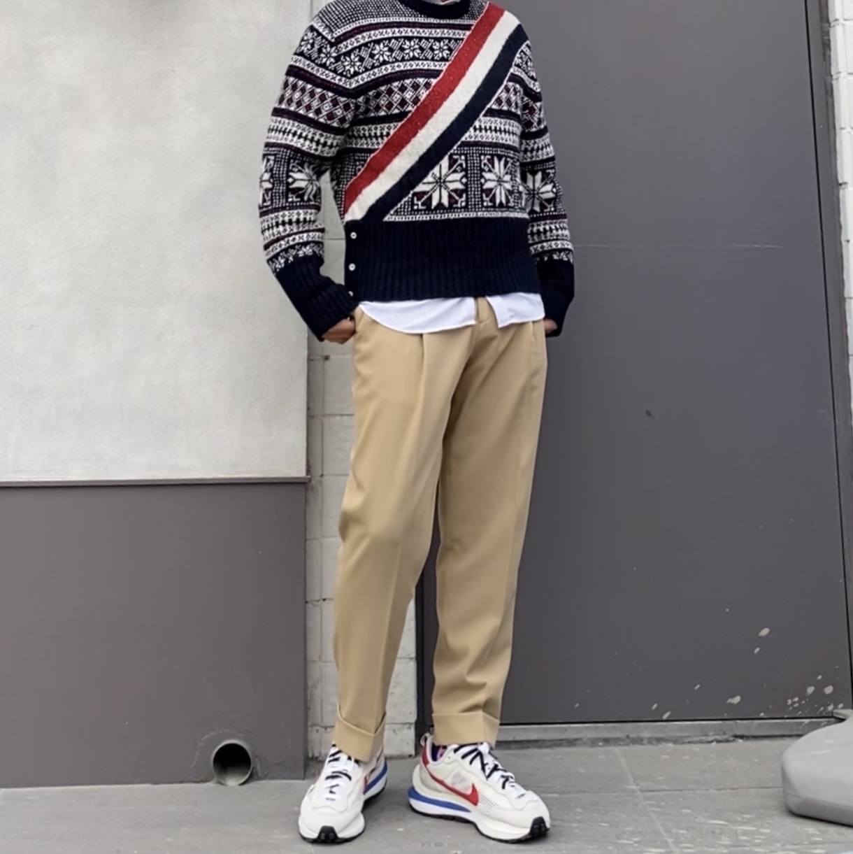 Nike x Sacai VaporWaffle Royal Fuchsia 착용 스타일
