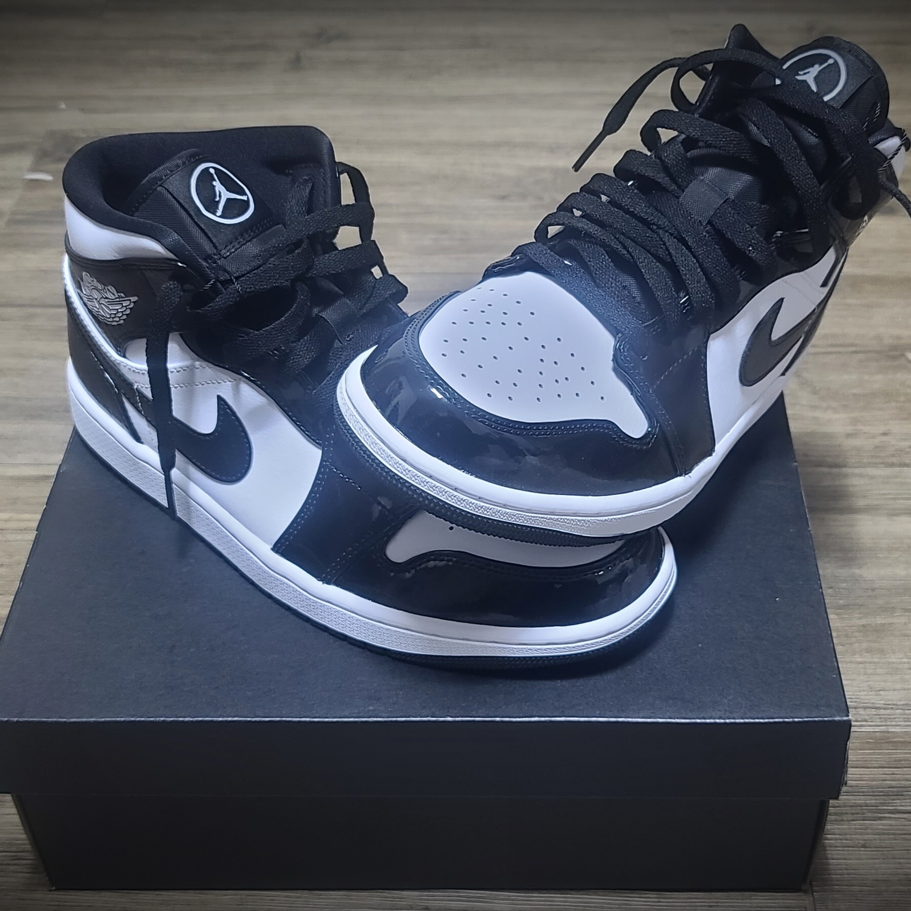 Jordan 1 Mid SE ASW Black 착용 스타일 - 2