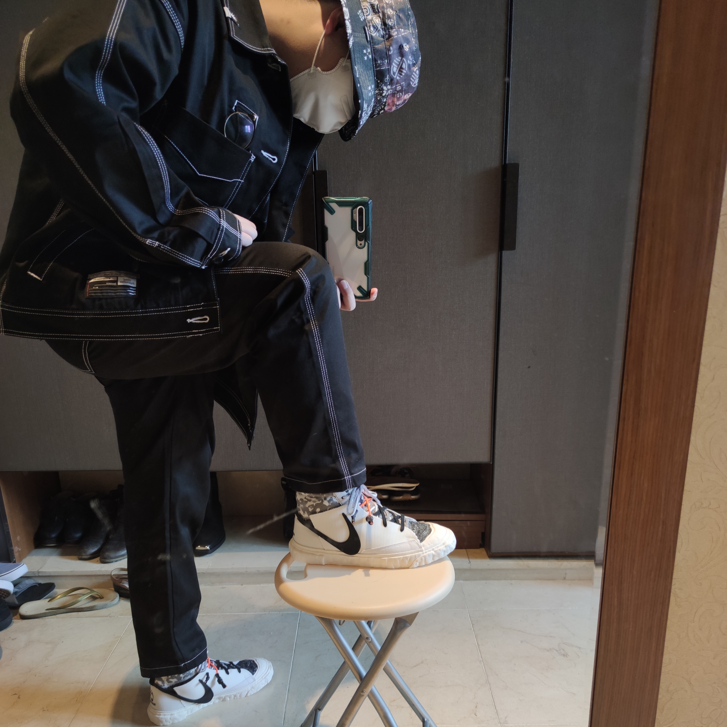 Nike x Readymade Blazer Mid White 착용 스타일 - 2