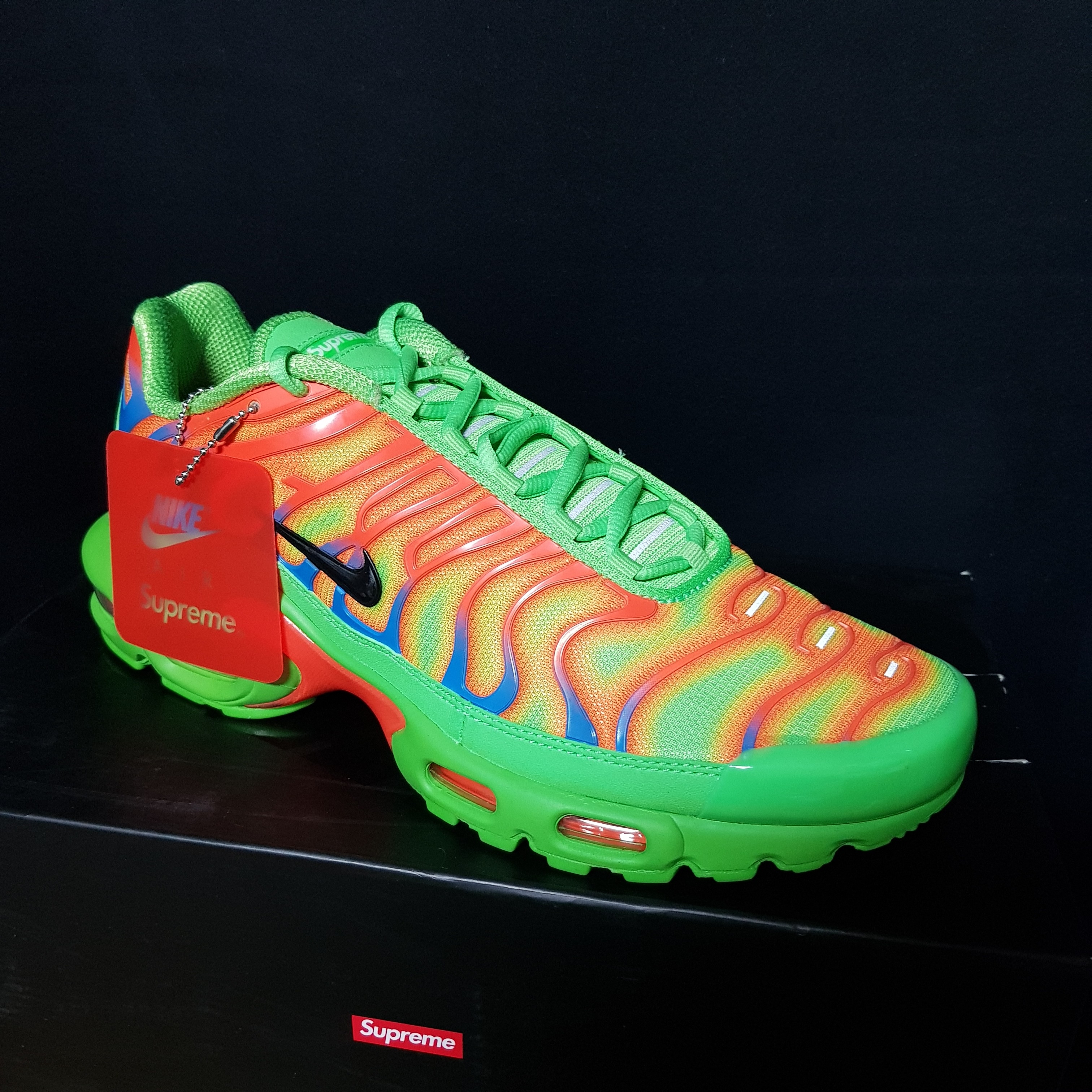 Nike x Supreme Air Max Plus TN Mean Green 착용 스타일