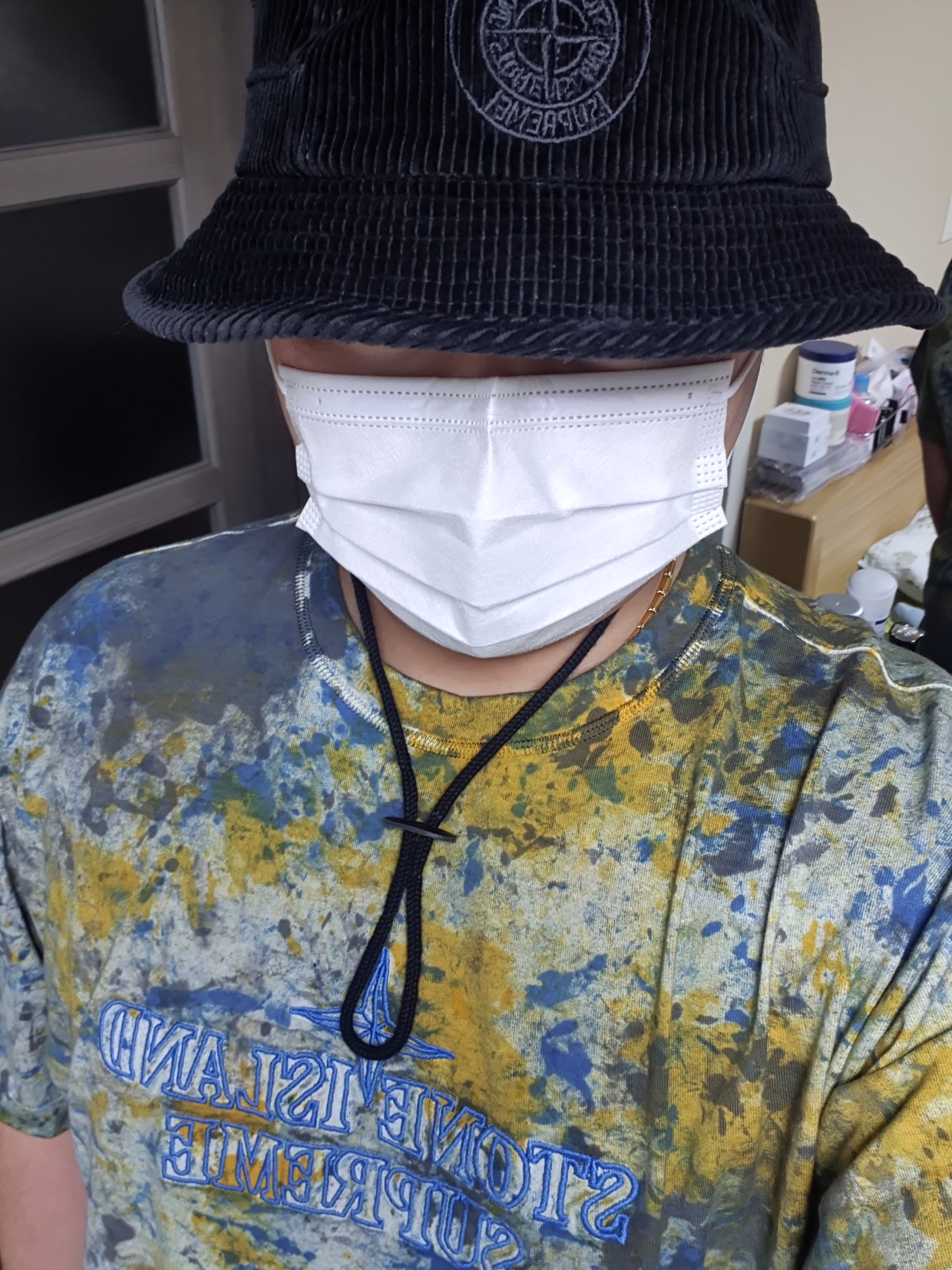 Supreme x Stone Island Corduroy Crusher Black - 20FW, Supreme x Stone Island Embroidered Logo S/S Top Dark Blue - 20FW 착용 스타일 - 2