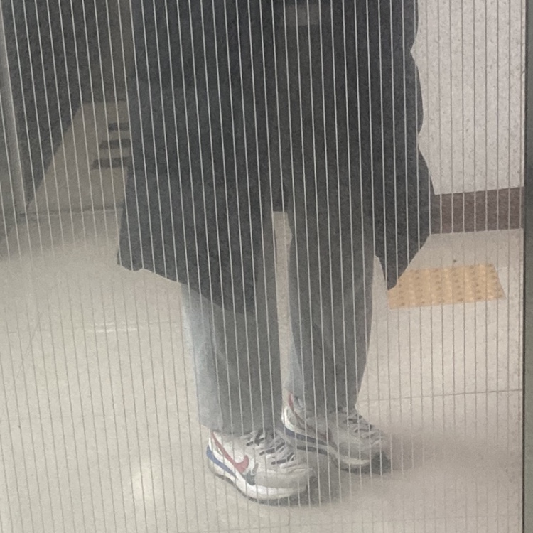 Nike x Sacai VaporWaffle Royal Fuchsia 착용 스타일
