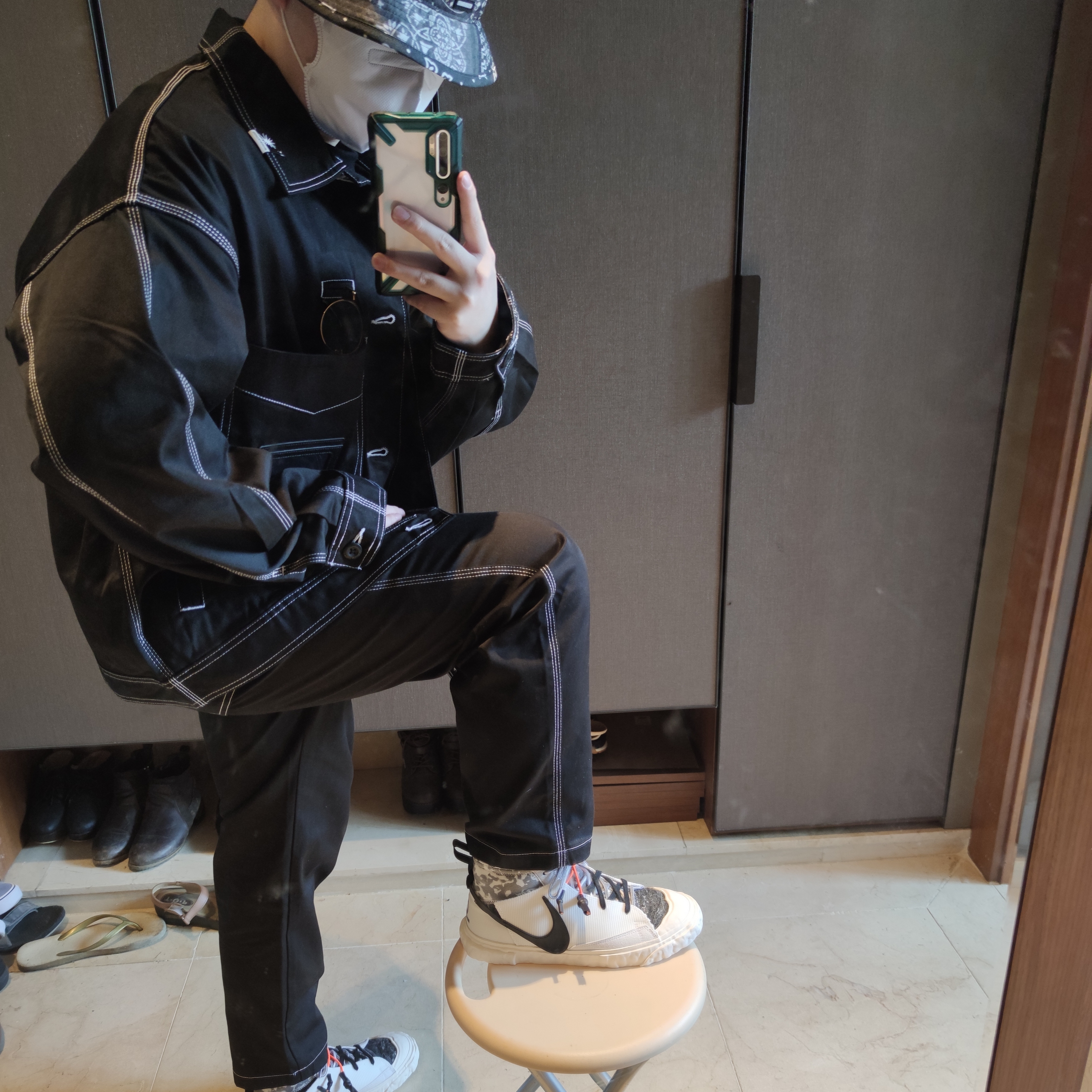 Nike x Readymade Blazer Mid White 착용 스타일 - 1