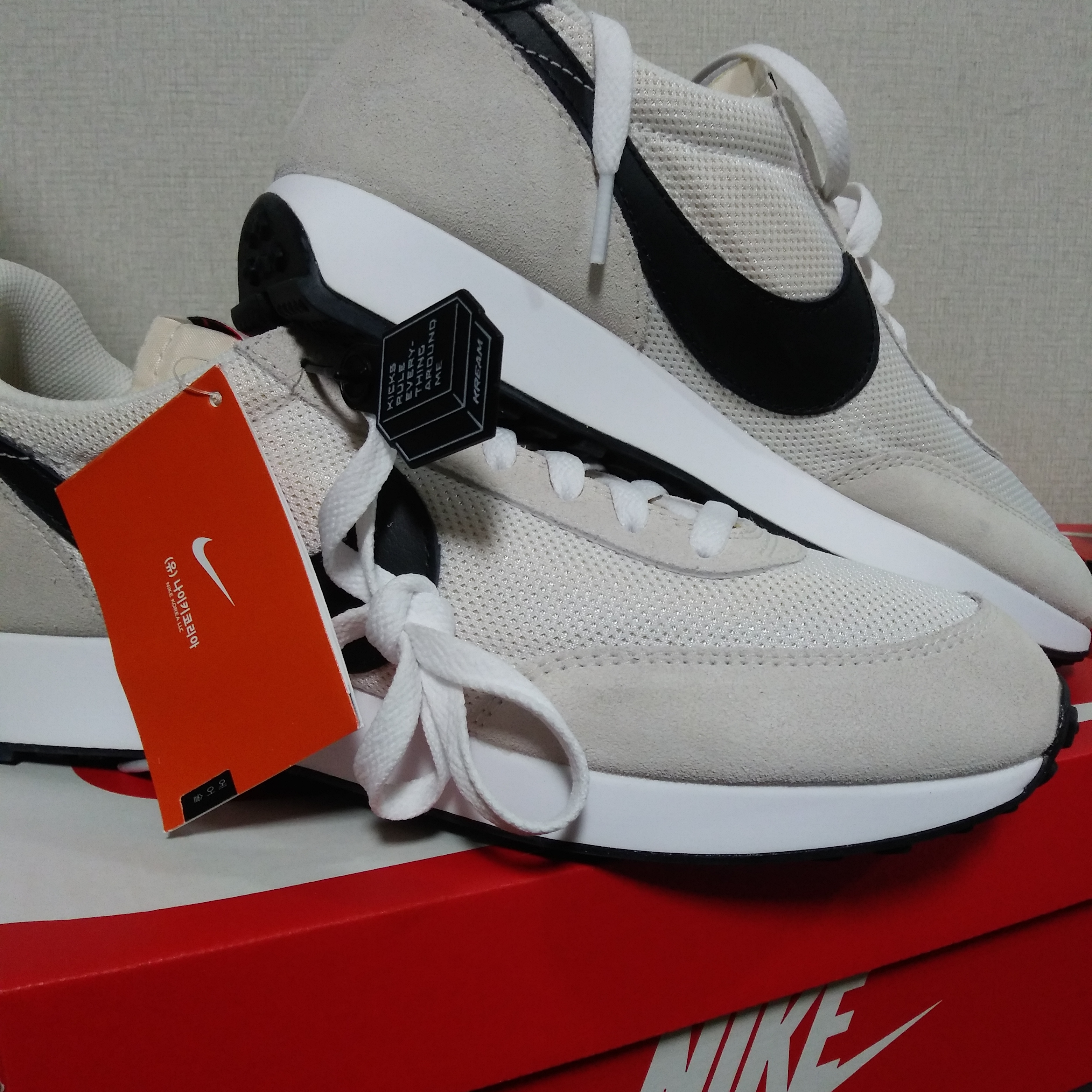 Nike Air Tailwind 79 White Phantom Black 착용 스타일 - 2