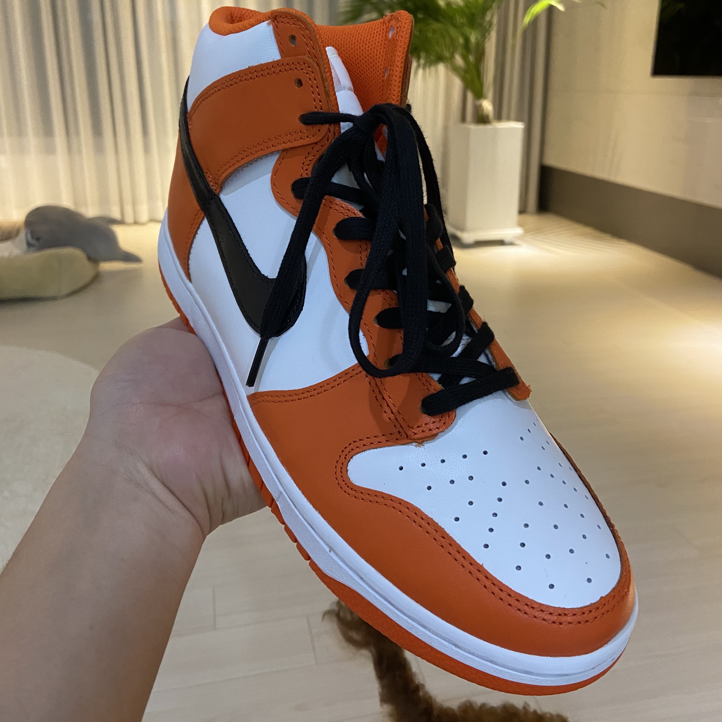 Nike Dunk High Retro Orange Blaze 착용 스타일 - 1