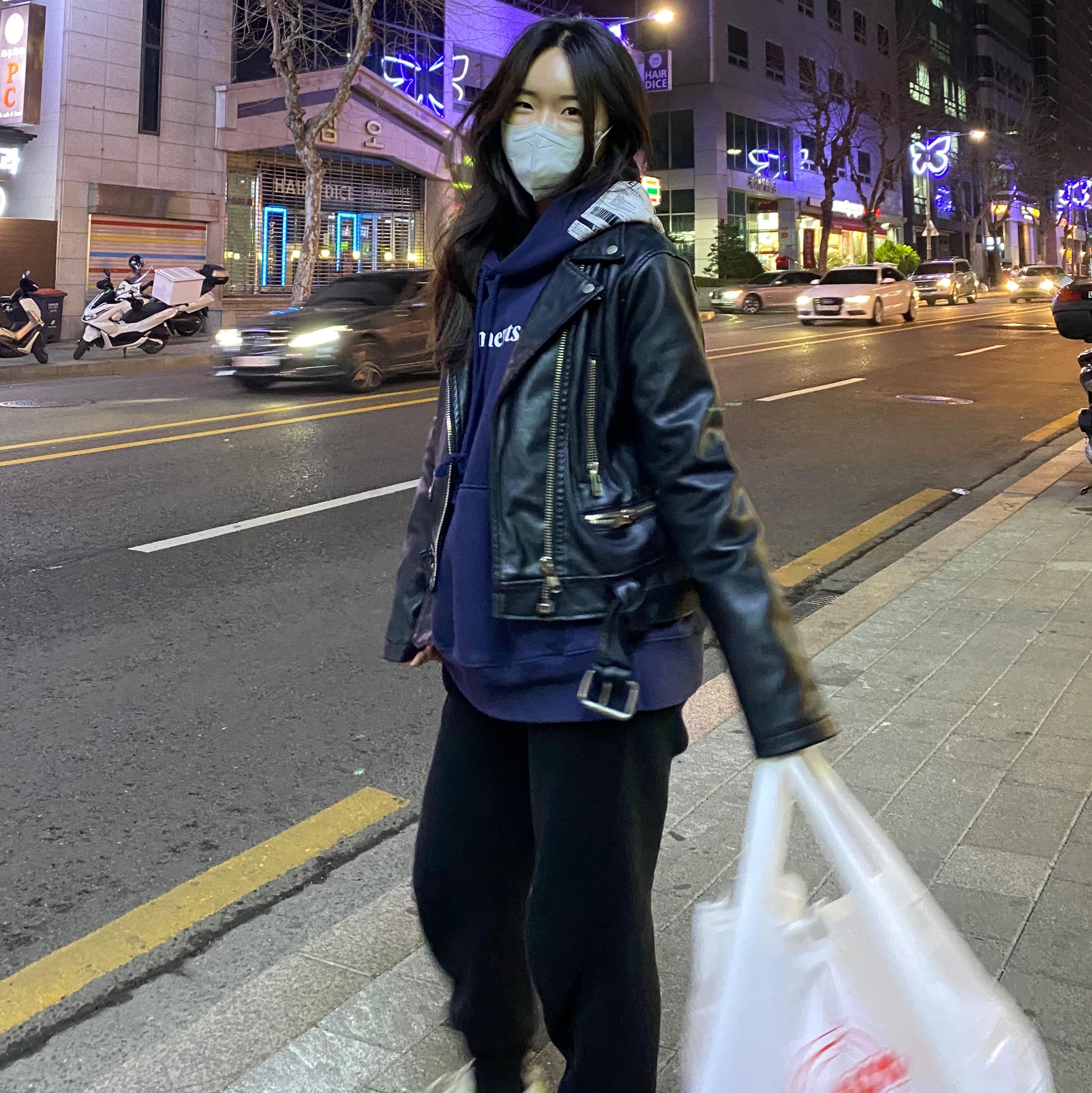 (W) Nike Air VaporMax 360 Fossil 착용 스타일 - 1