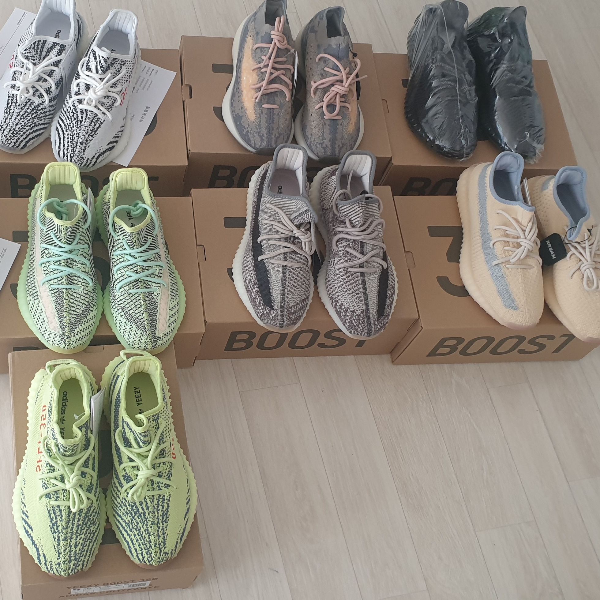 Adidas Yeezy Boost 350 V2 Yecheil - Non-Reflective, Adidas Yeezy Boost 350 V2 Zebra 2017/2019/2020 착용 스타일 - 2