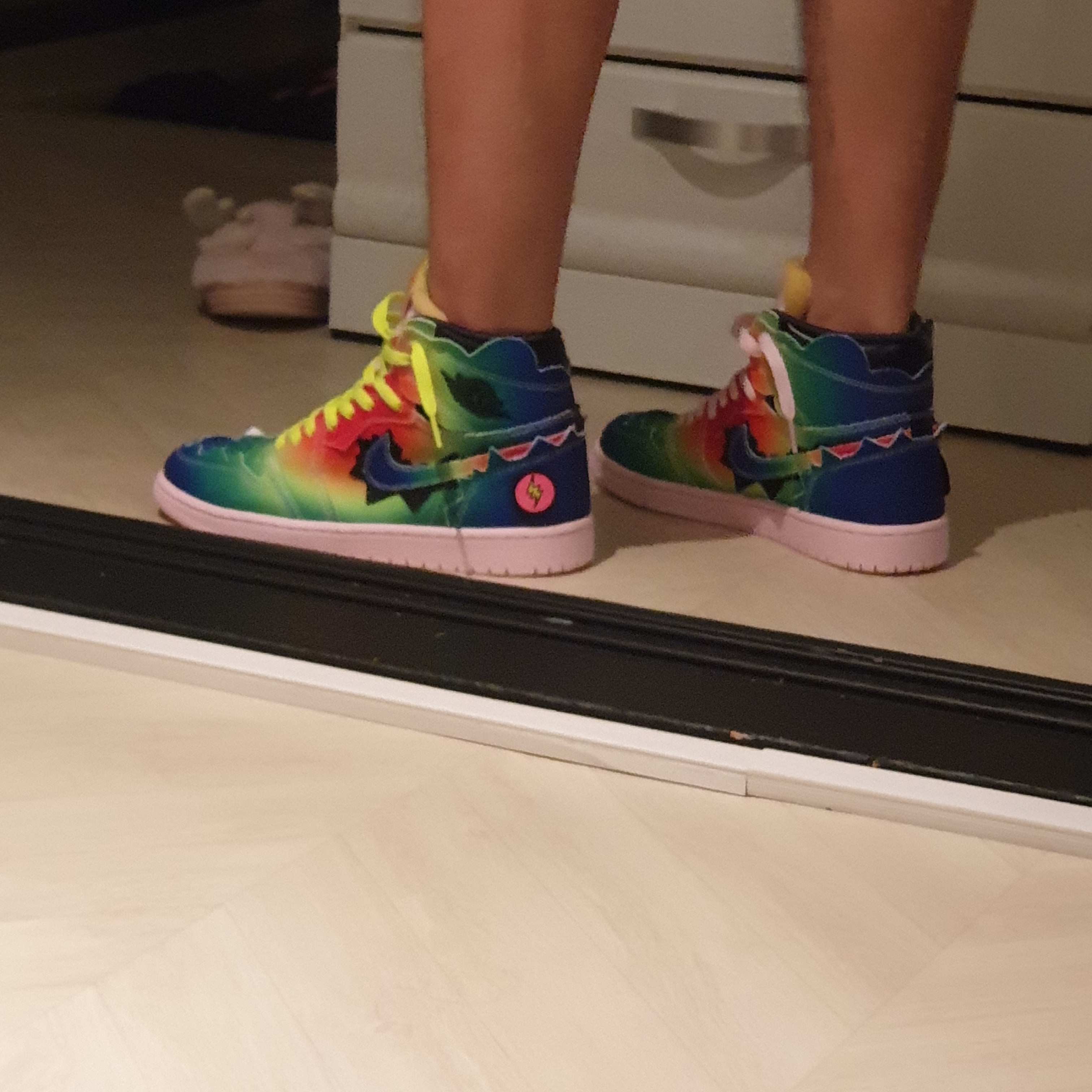Jordan 1 x J Balvin Retro High OG 착용 스타일 - 1