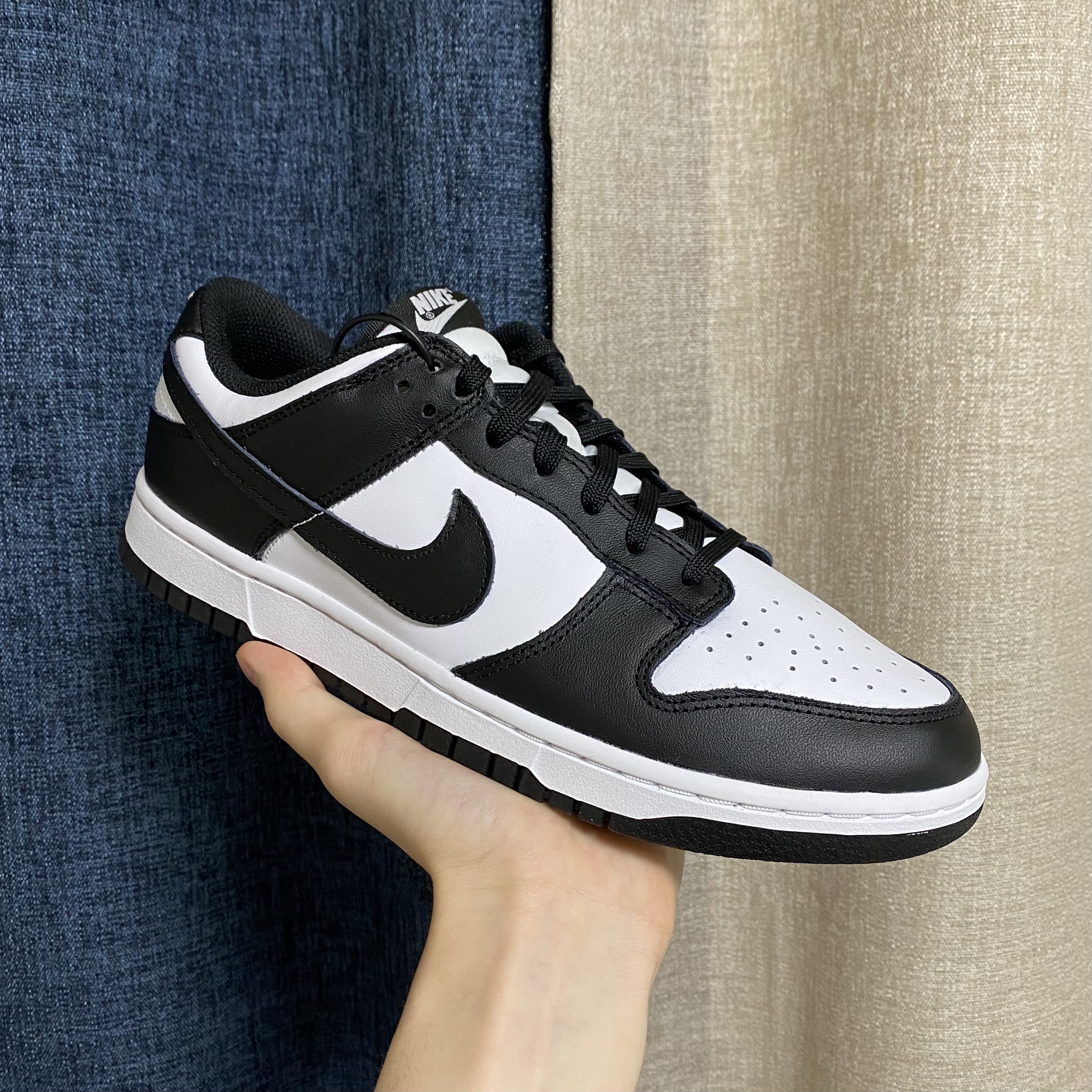 Nike Dunk Low Retro Black 착용 스타일