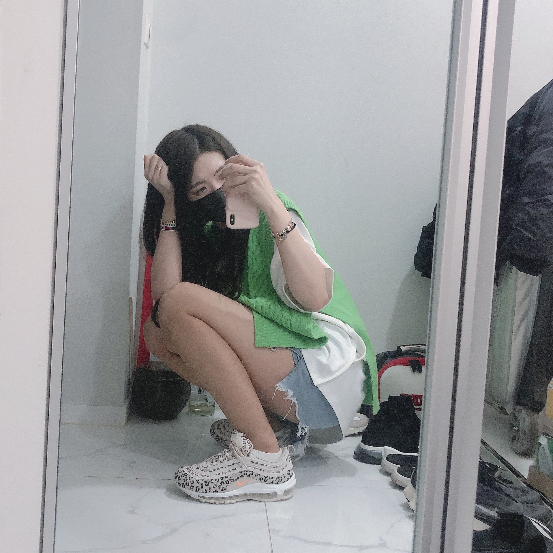 (W) Nike Air Max 97 SE Leopard 착용 스타일