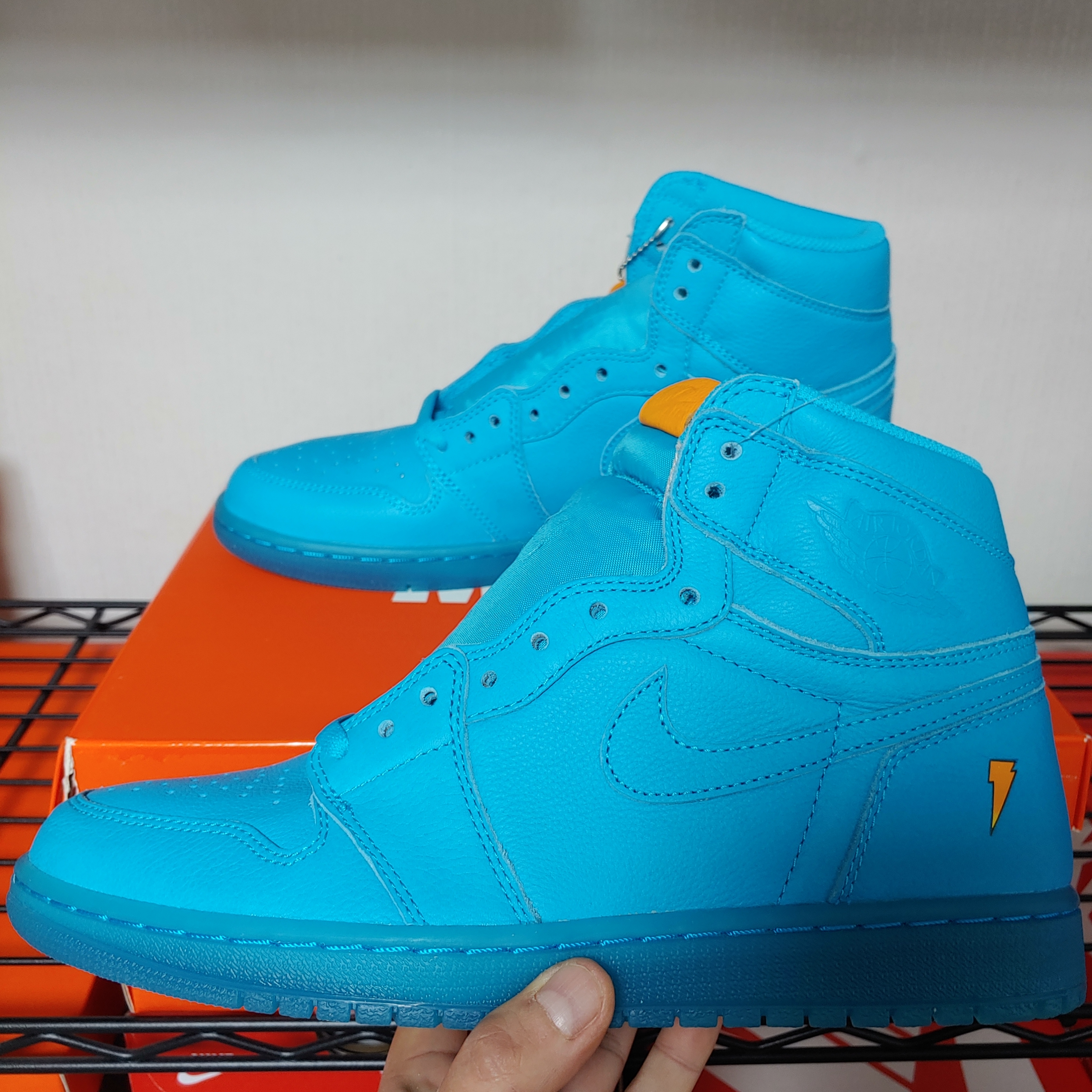 Jordan 1 Retro High Gatorade Cyber, Jordan 1 Retro High Gatorade Orange Peel 착용 스타일 - 4