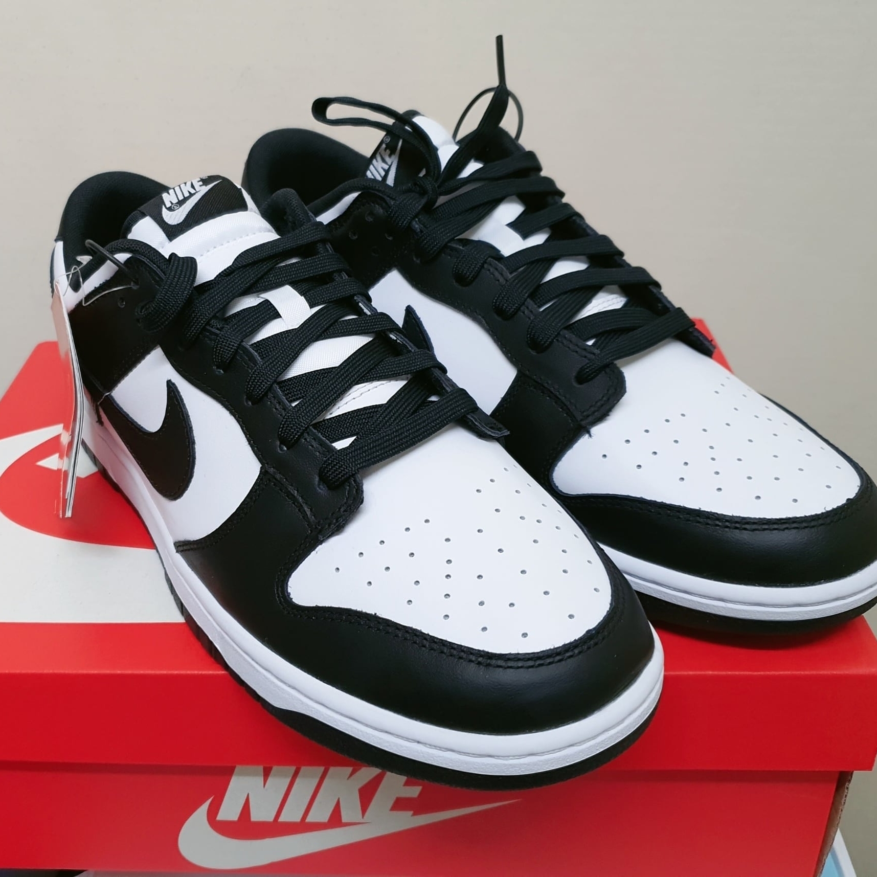 Nike Dunk Low Retro Black 착용 스타일