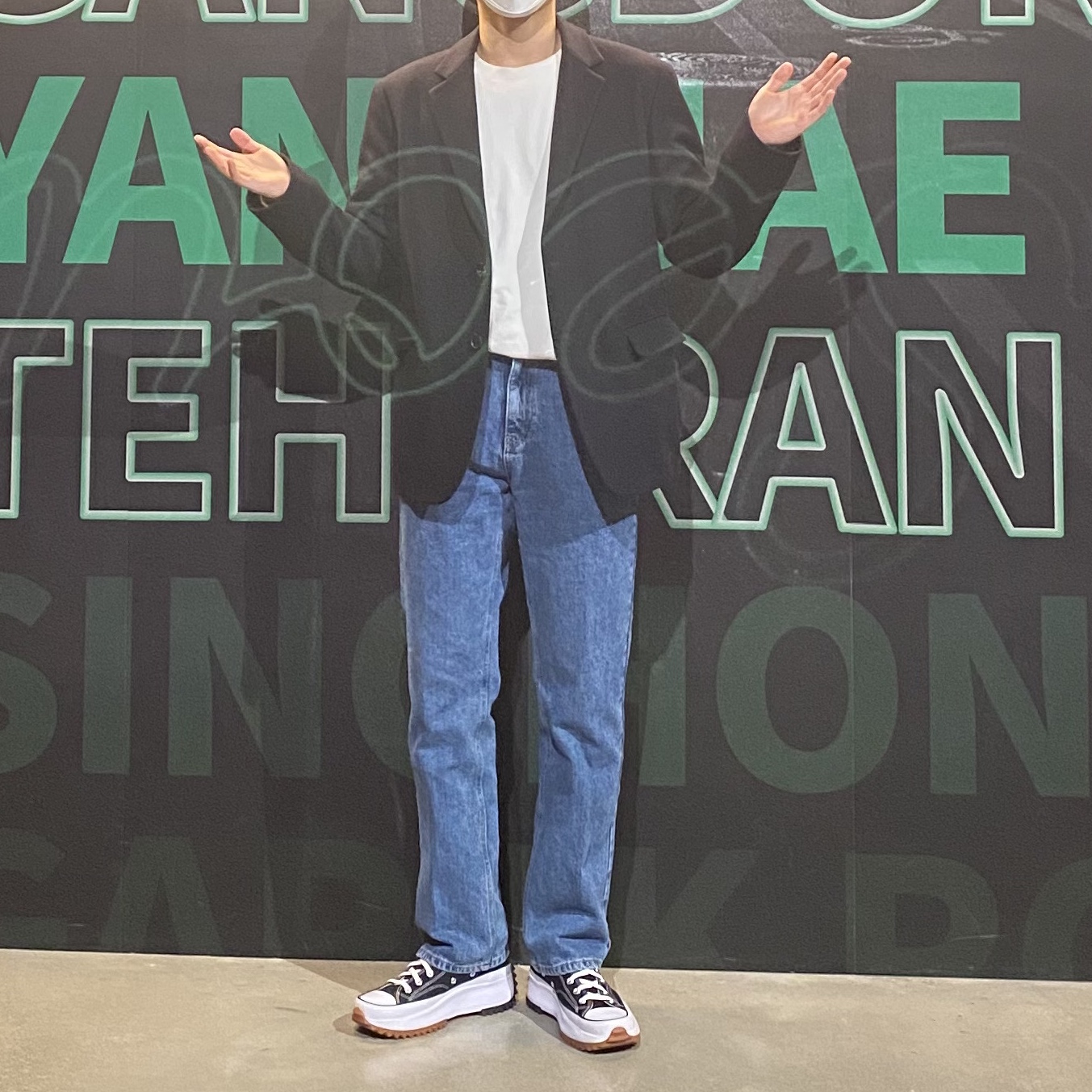 Converse Run Star Hike Hi Black White Gum 착용 스타일