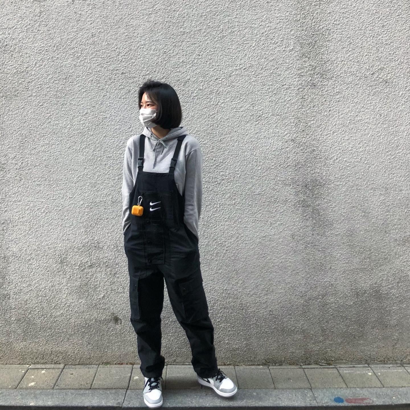 (GS) Jordan 1 Mid Light Smoke Grey 착용 스타일 - 2