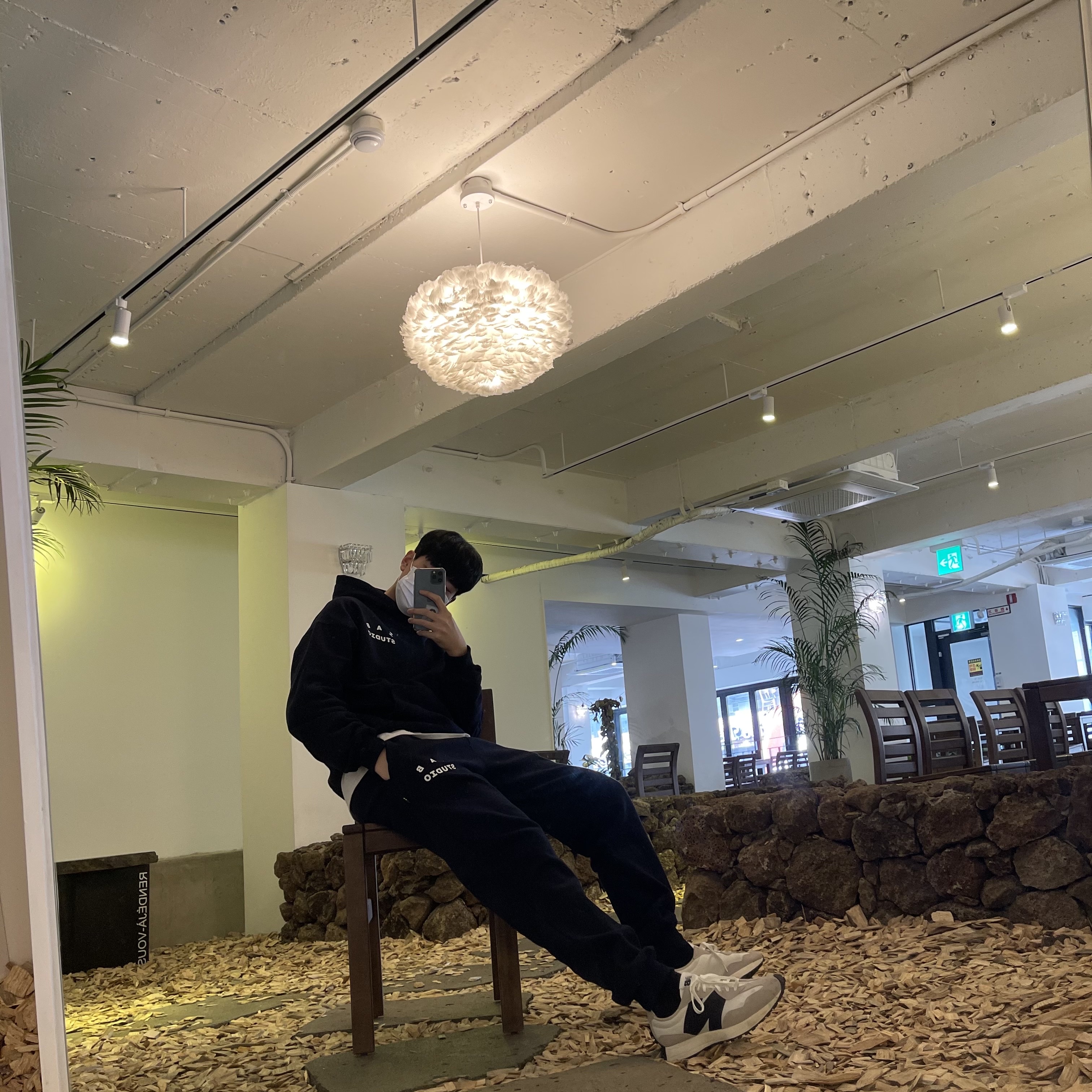 IAB Studio Hoodie Navy - 21SS, IAB Studio Sweatpants Navy - 21SS 착용 스타일