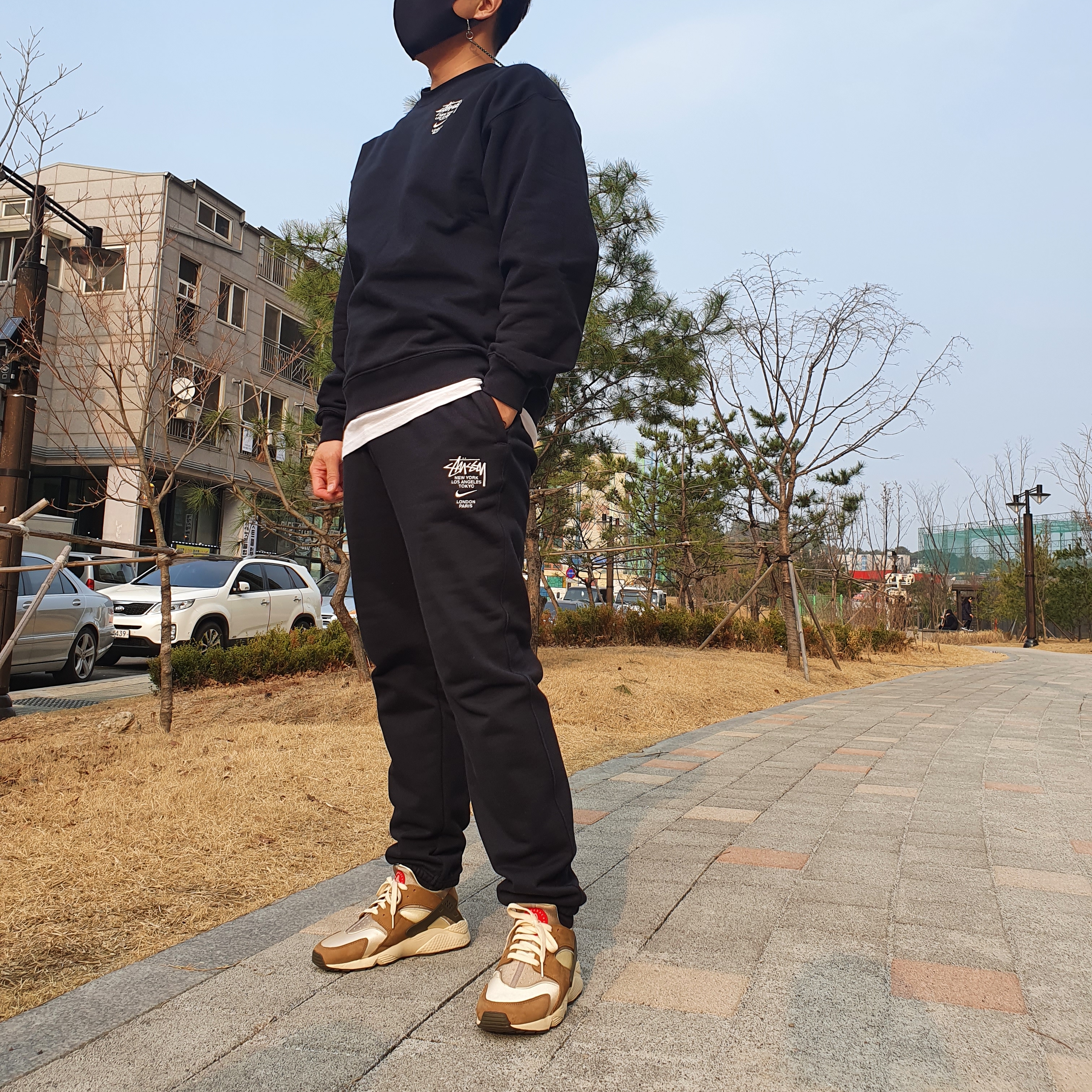 Nike x Stussy NRG ZR Fleece Pants Black - US/EU, Nike x Stussy Air Huarache LE Desert Oak 착용 스타일