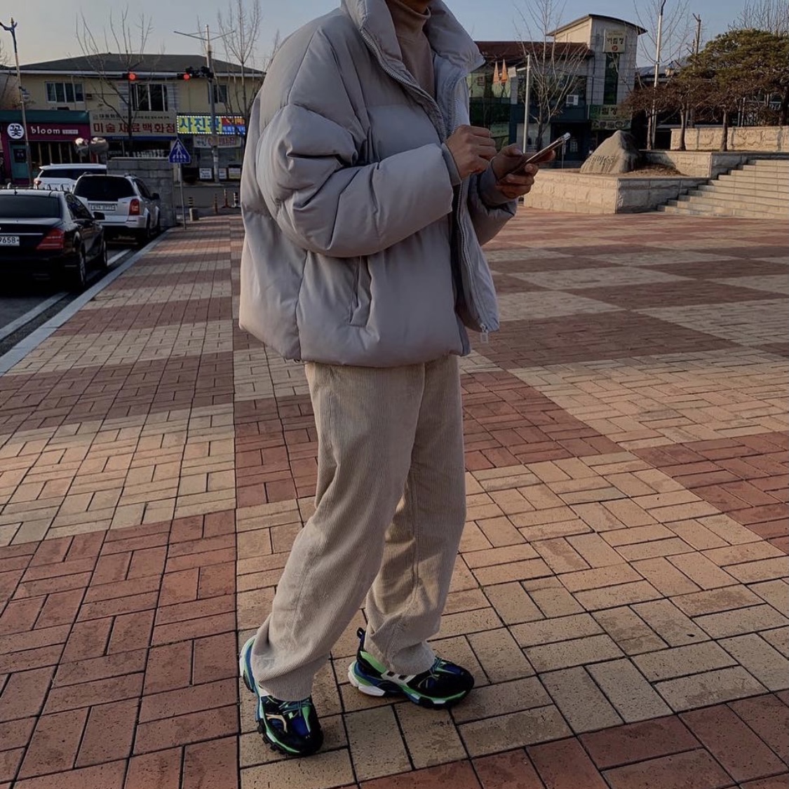 Balenciaga Track Sneakers Green White Blue 2019 착용 스타일