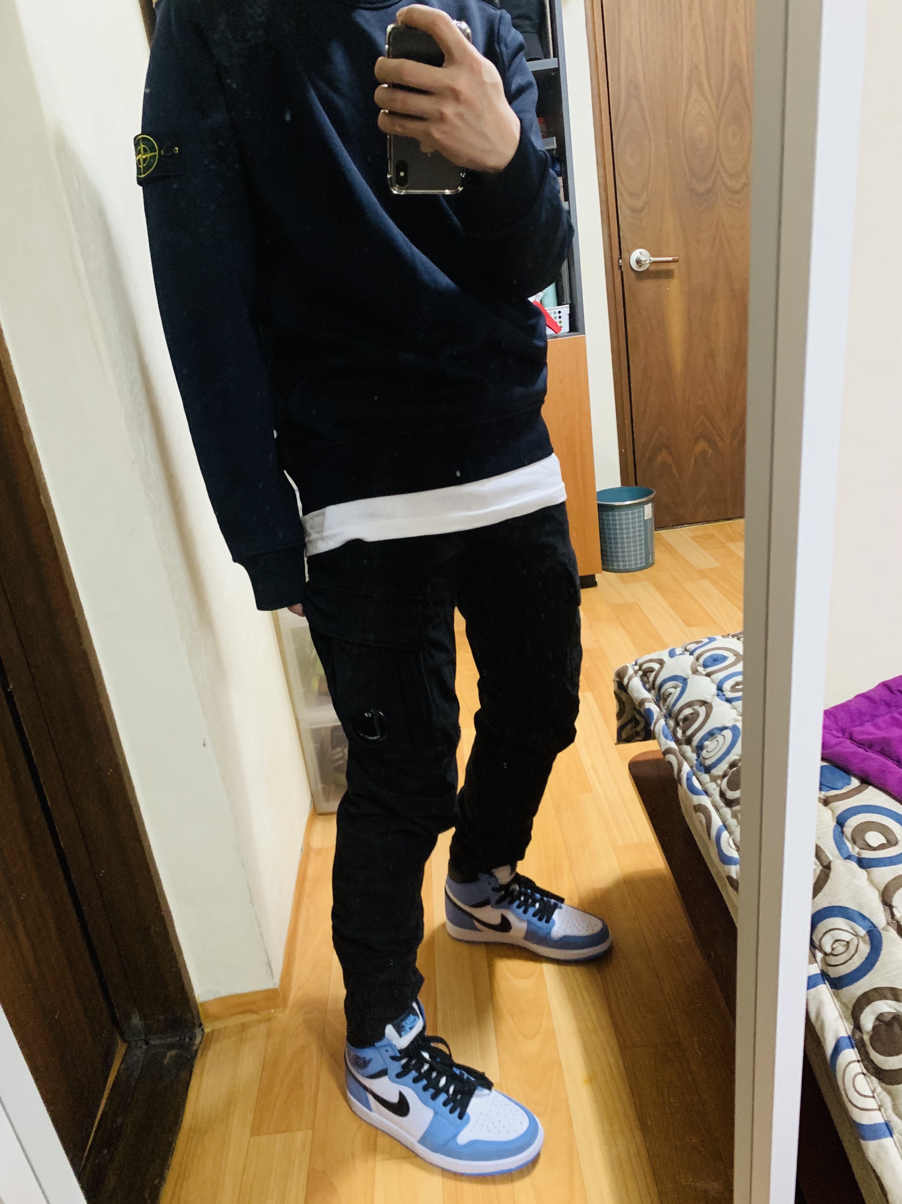 Jordan 1 Retro High OG University Blue 착용 스타일