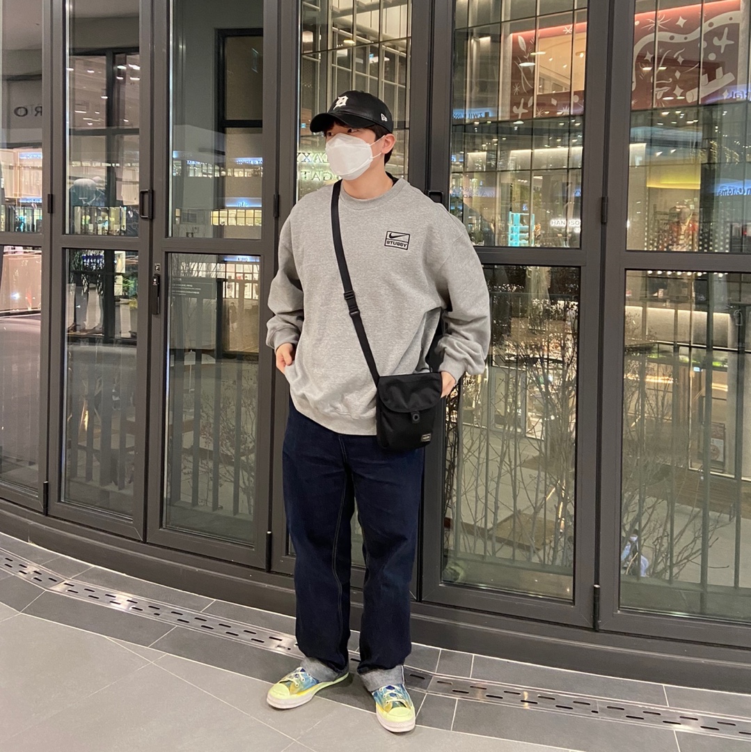 Converse Chuck 70 Ox Pigalle Multi, Nike x Stussy NRG BR Crew Fleece Grey 착용 스타일