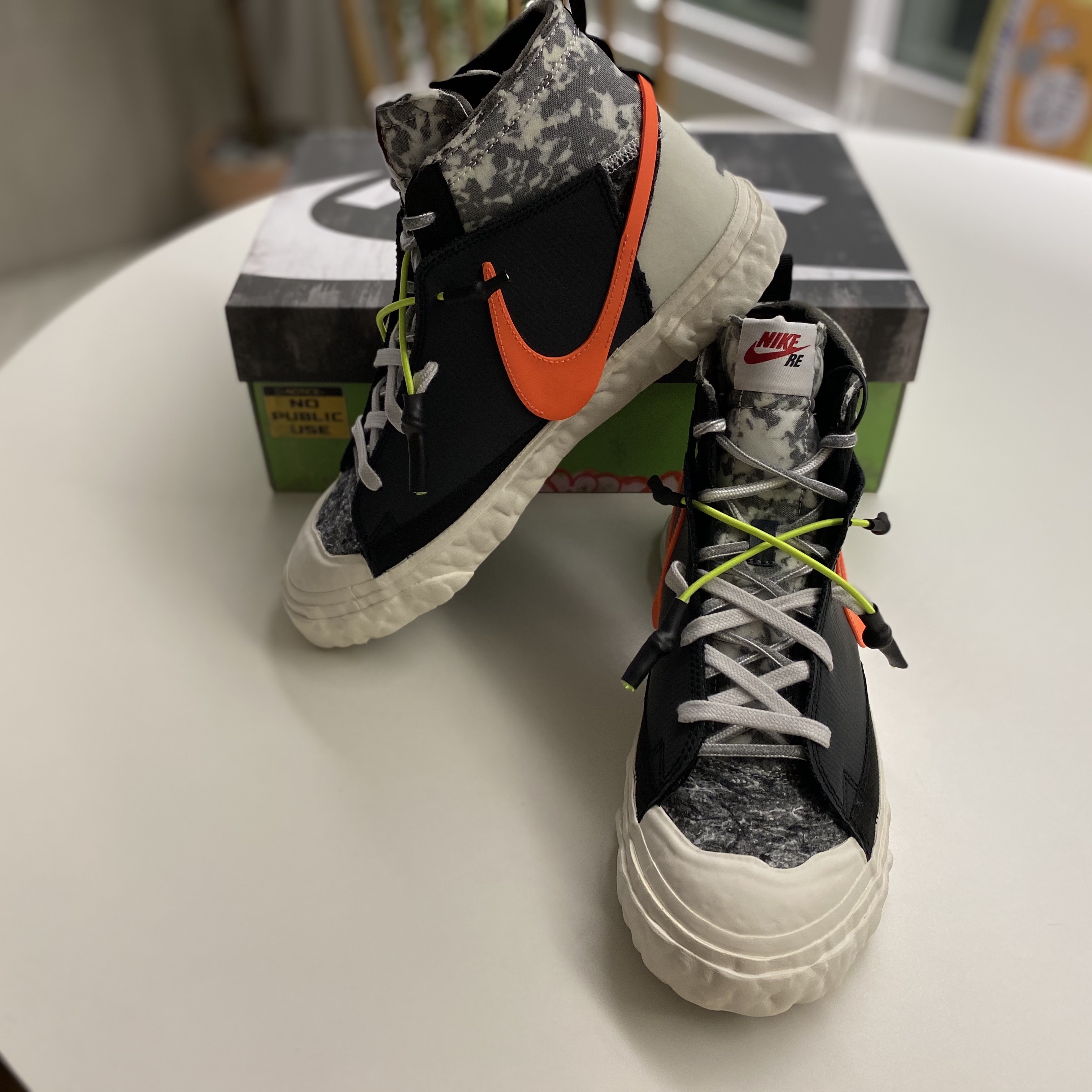 Nike x Readymade Blazer Mid Black 착용 스타일 - 1