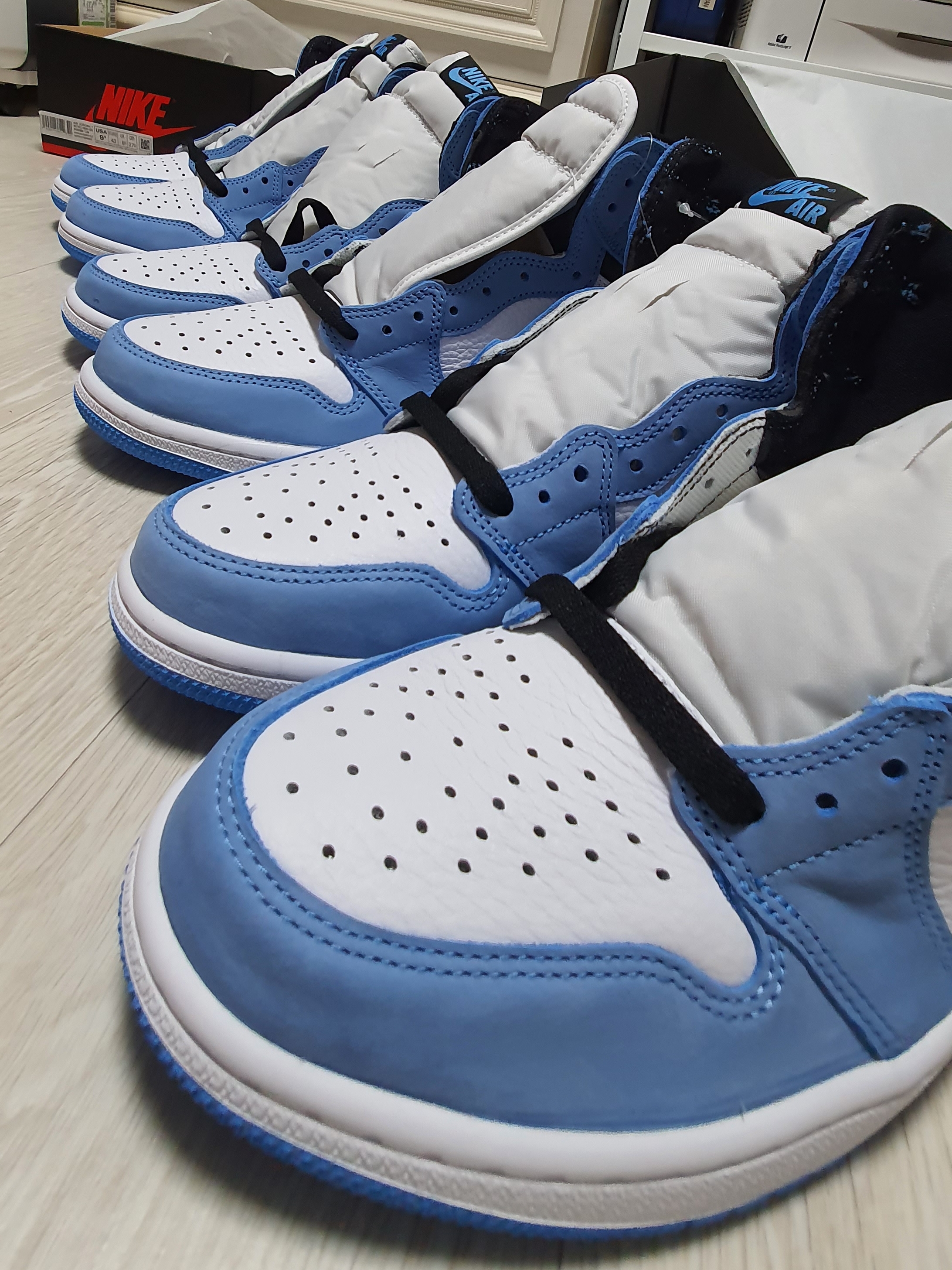 Jordan 1 Retro High OG University Blue 착용 스타일