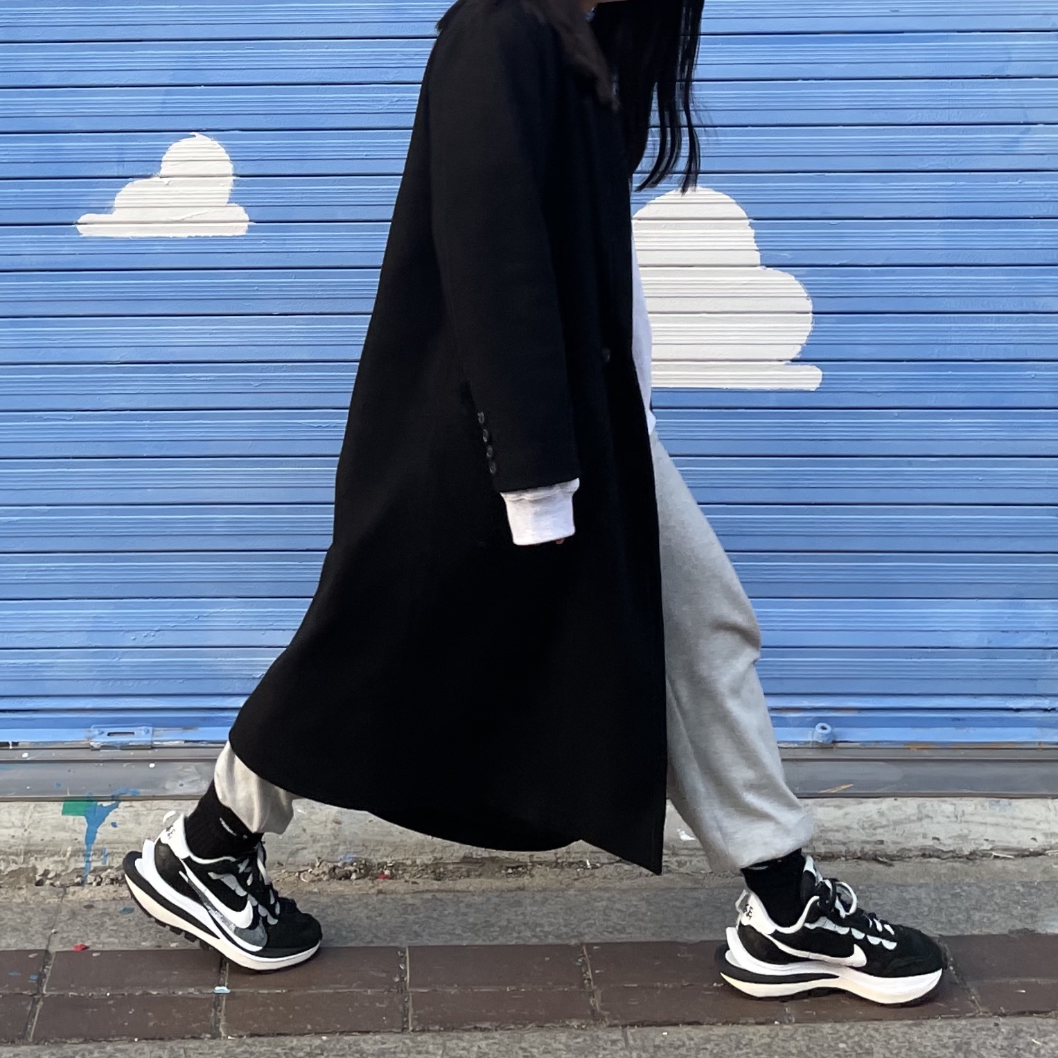 Nike x Sacai VaporWaffle Black White 착용 스타일