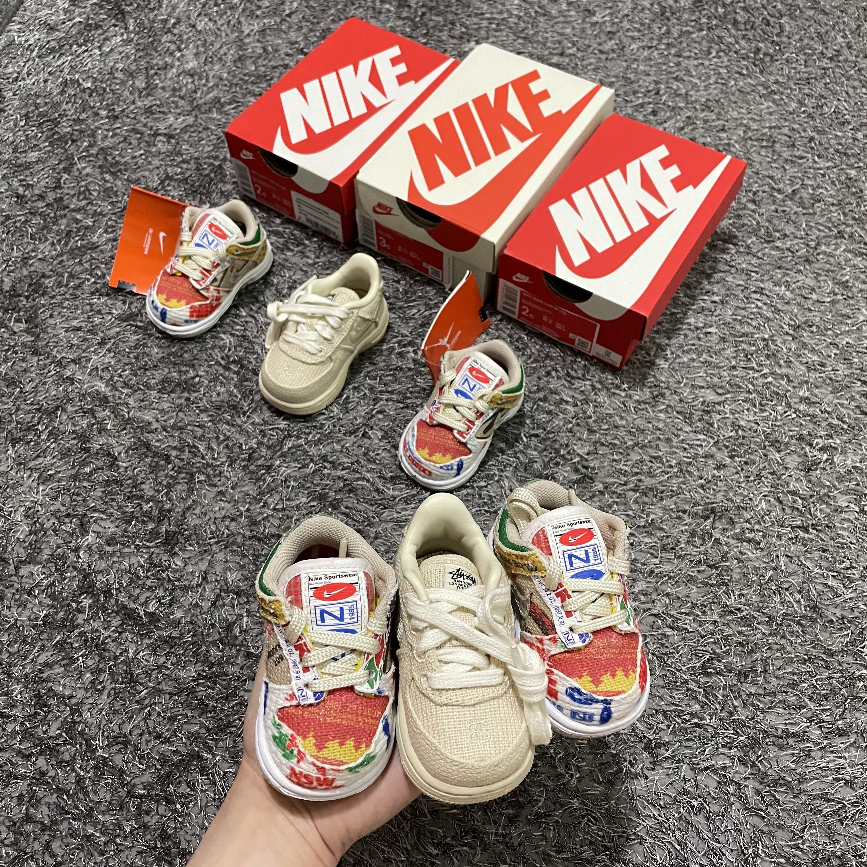 (TD) Nike Dunk Low SP City Market, (TD) Nike x Stussy Air Force 1 Low Fossil 착용 스타일