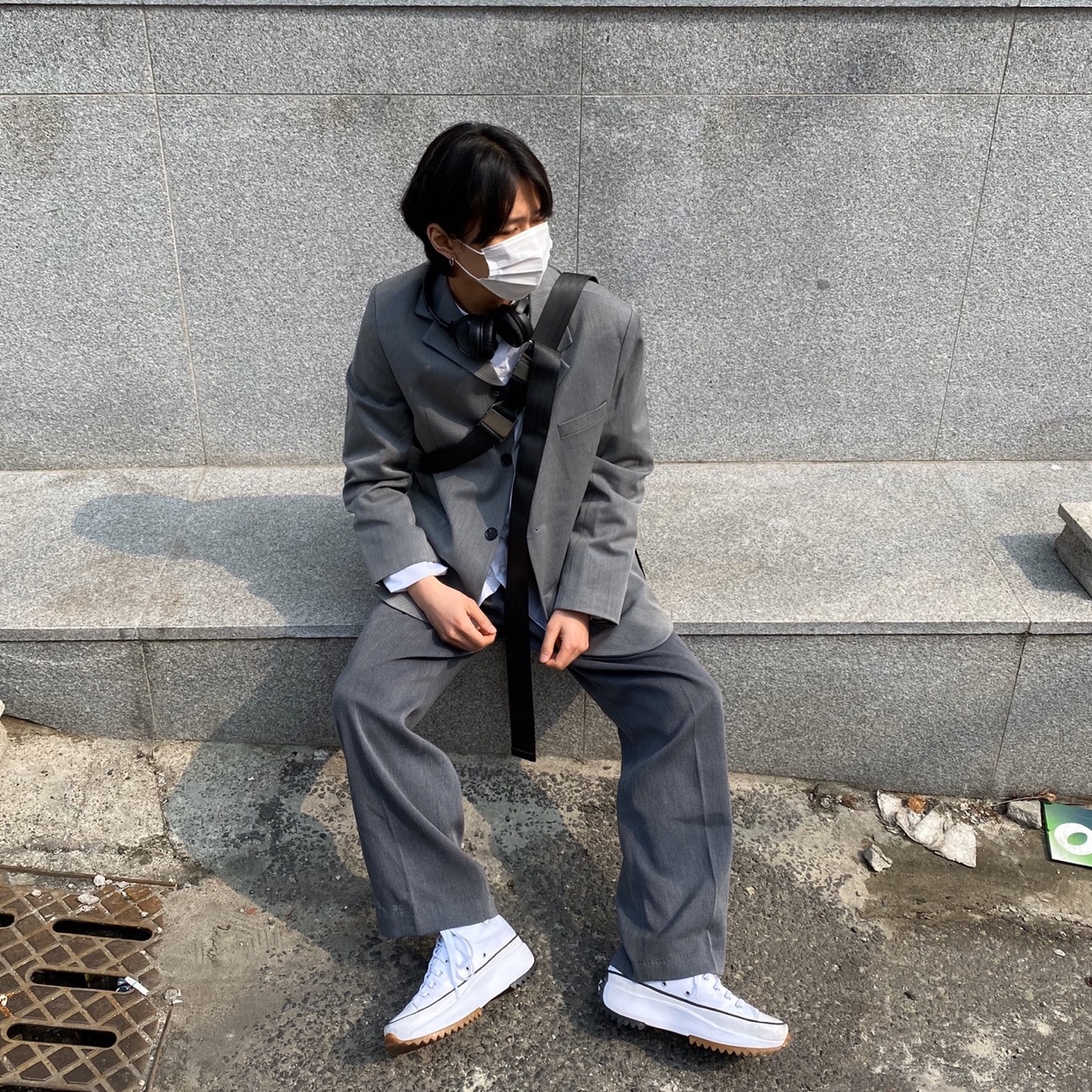 Converse Run Star Hike Hi White Black Gum 착용 스타일