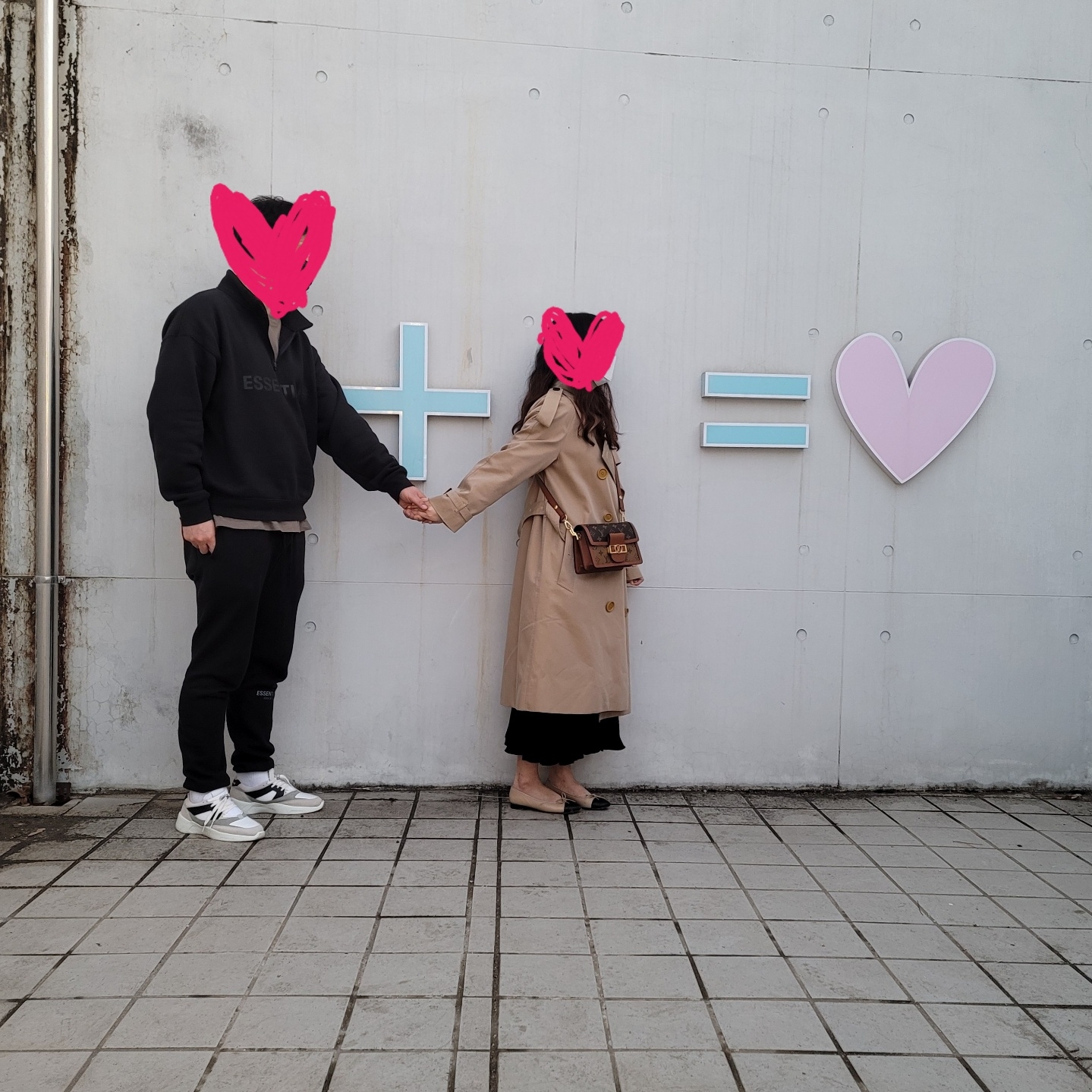 Essentials Half-Zip Pullover Weathered Black - 20FW, Essentials Sweatpants Weathered Black - 20FW 착용 스타일