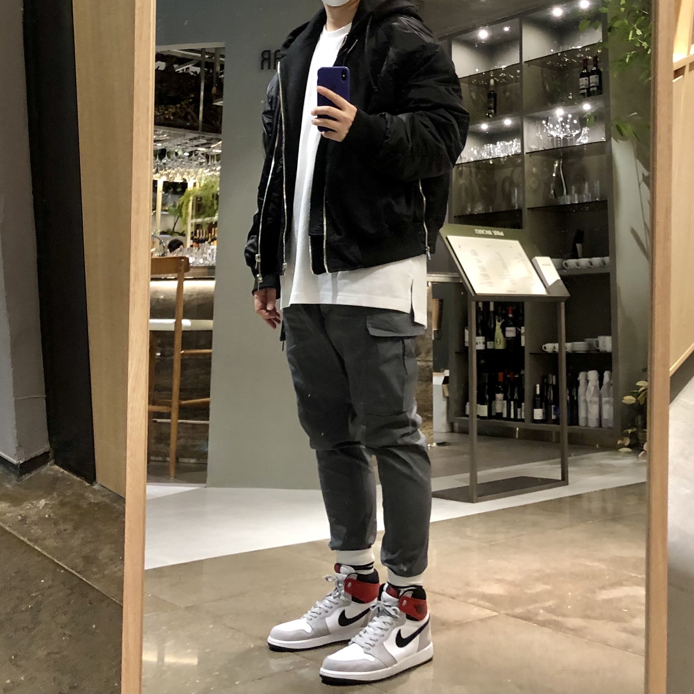 Jordan 1 Retro High OG Light Smoke Grey 착용 스타일