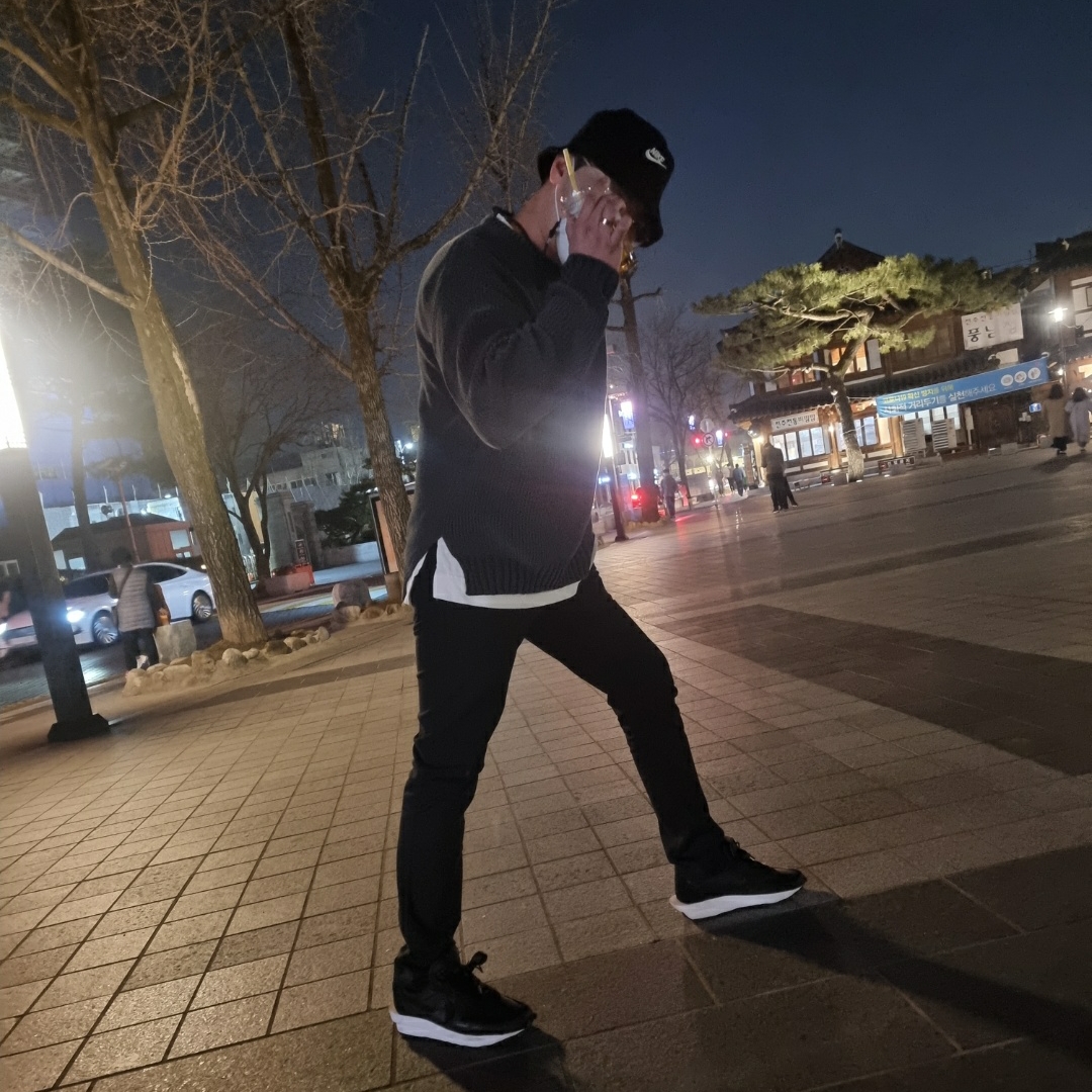 Nike x Sacai LDWaffle Black Nylon 착용 스타일 - 2