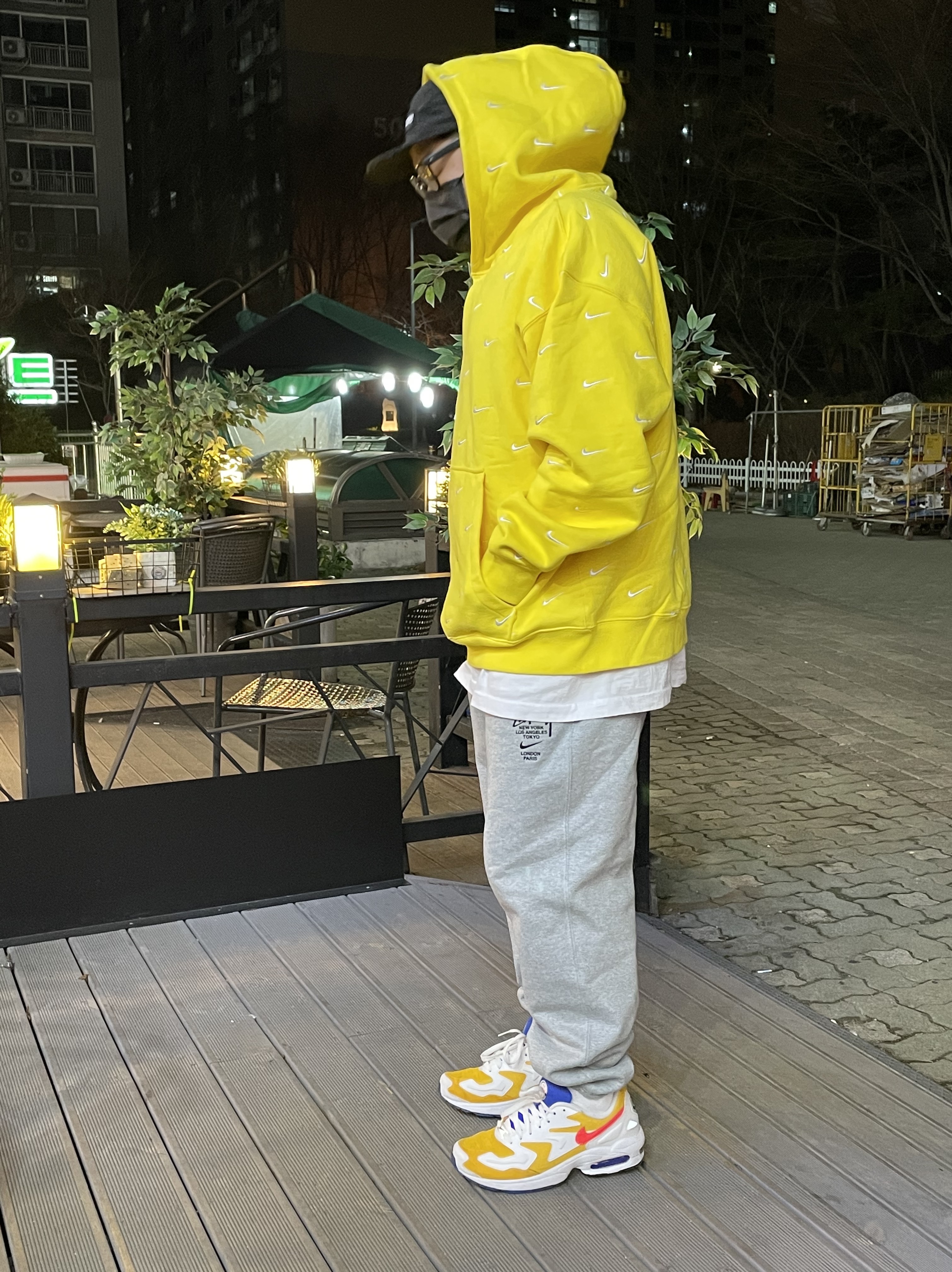Nike x Stussy NRG ZR Fleece Pants Heather Grey - Asia, Nike NRG Swoosh Logo Hoodie Chrome Yellow 착용 스타일