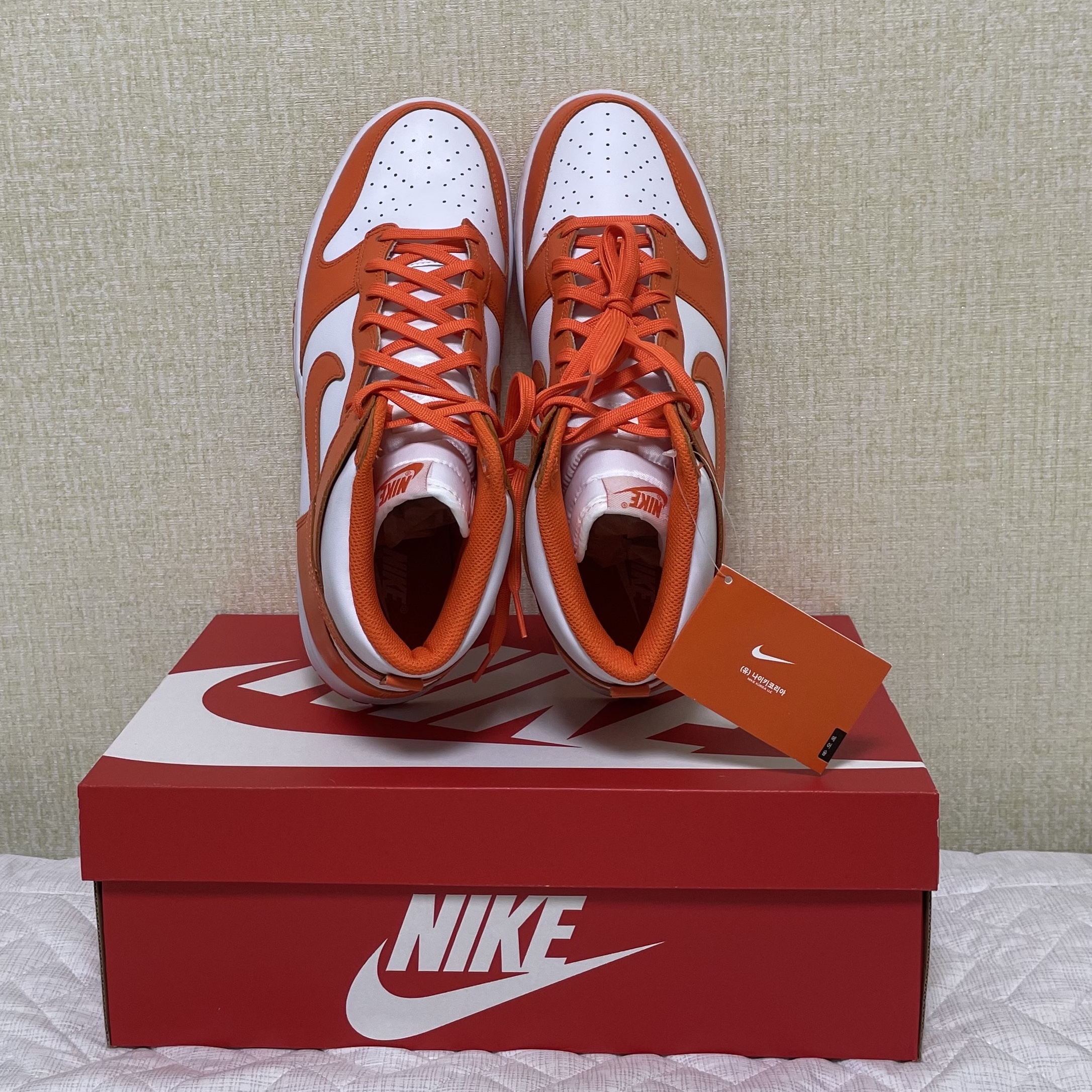 Nike Dunk High Retro Orange Blaze 착용 스타일 - 2