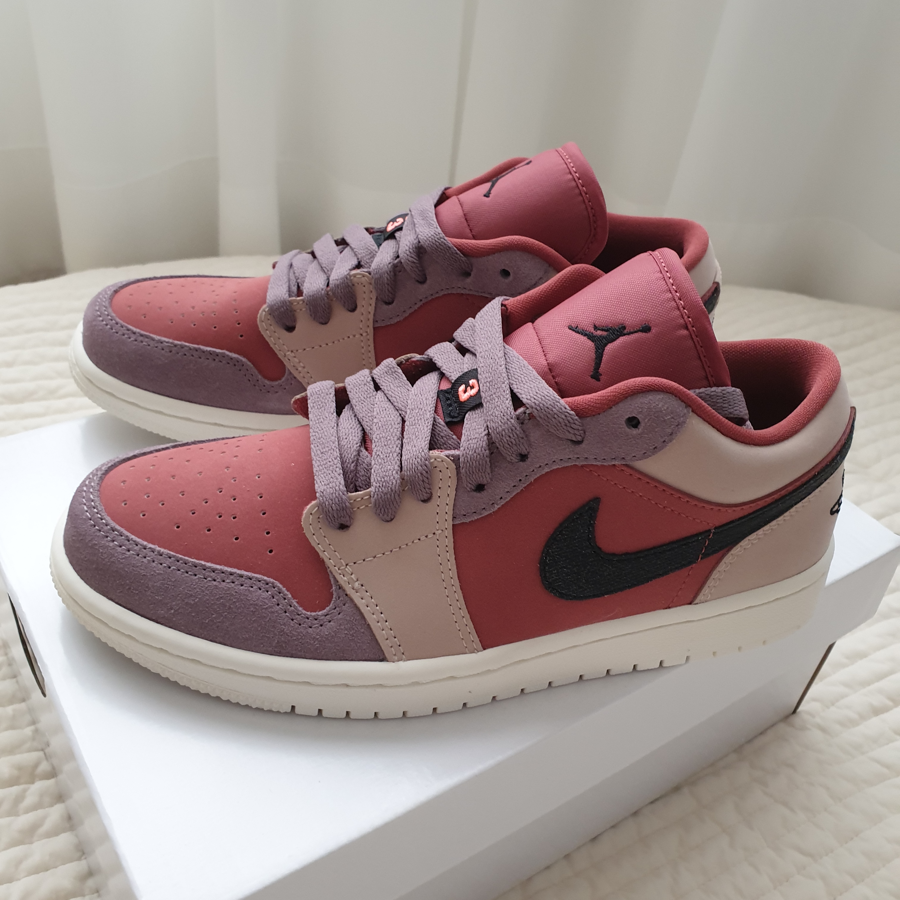 (W) Jordan 1 Low Canyon Rust 착용 스타일 - 1