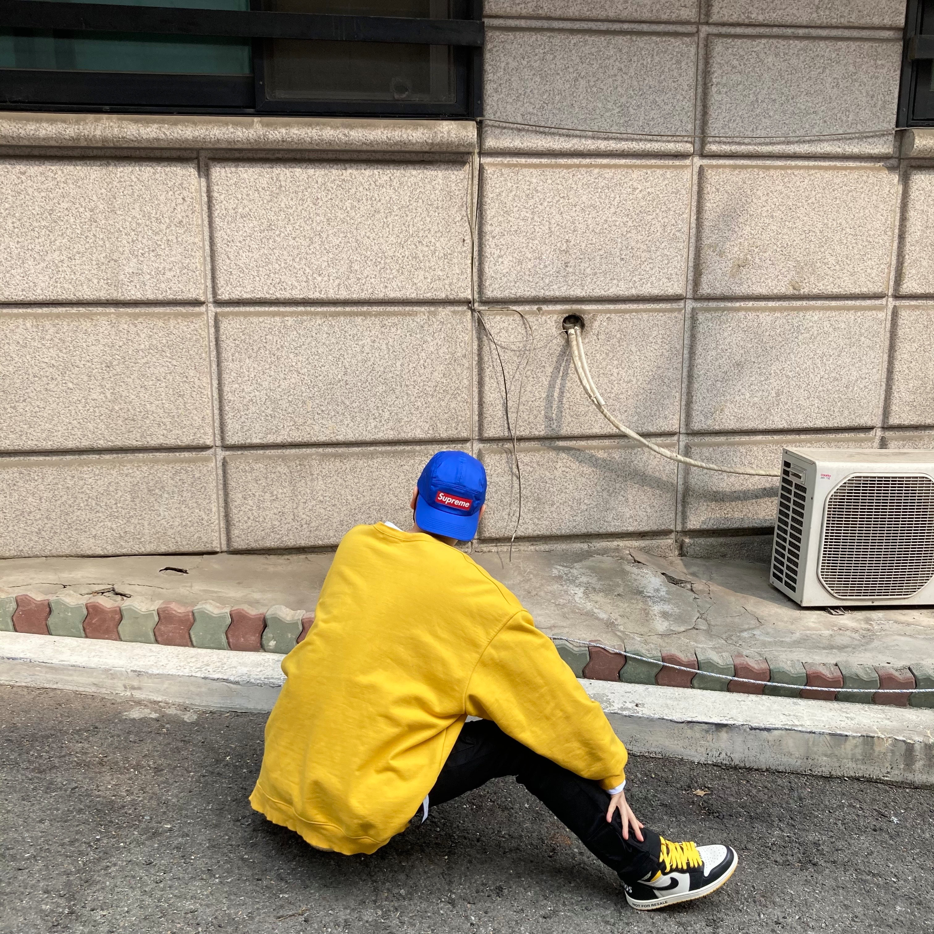 Supreme Inset Logo Camp Cap Royal - 20FW, Jordan 1 Retro High Not for Resale Varsity Maize 착용 스타일 - 1